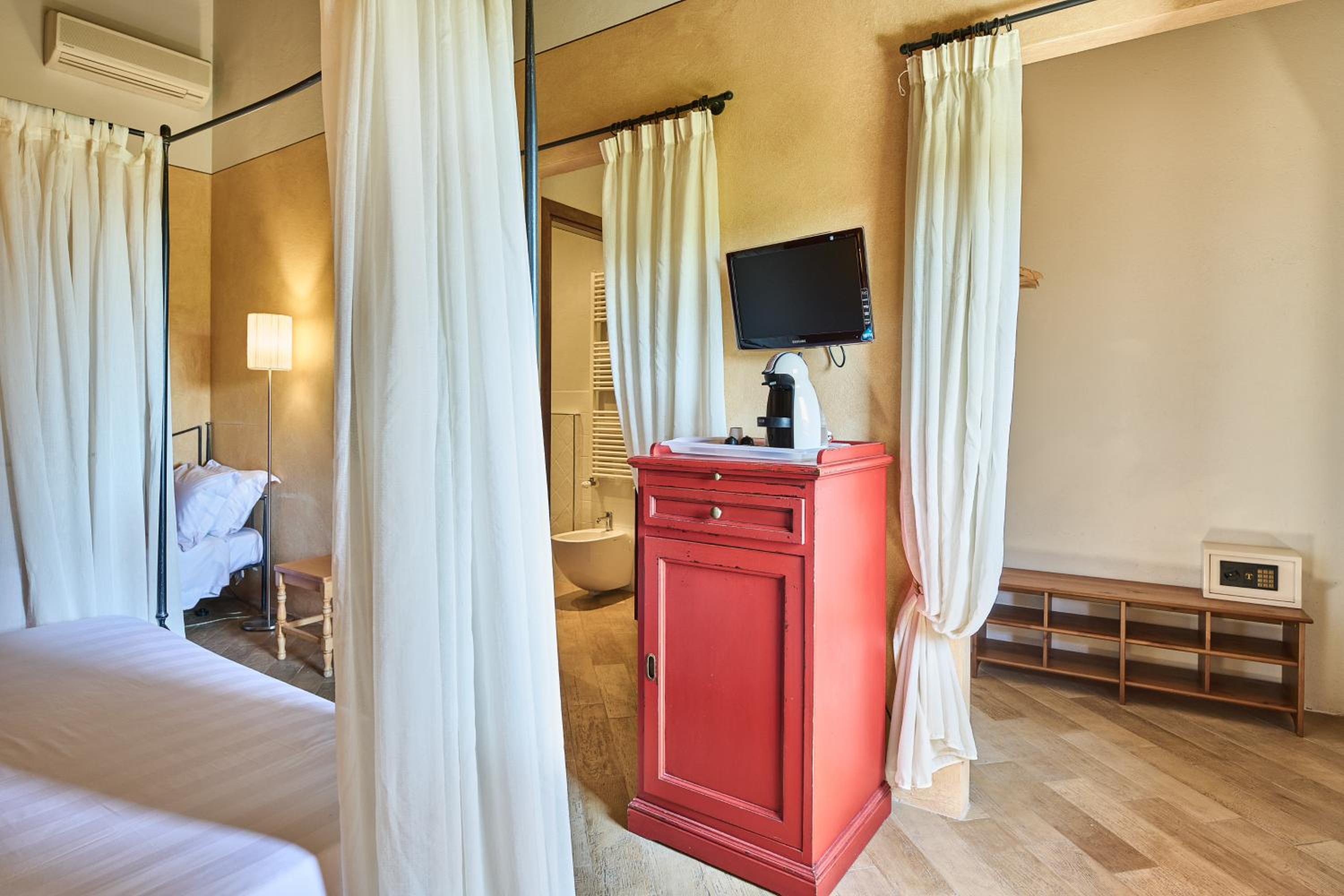 Triple Room - Photo 14