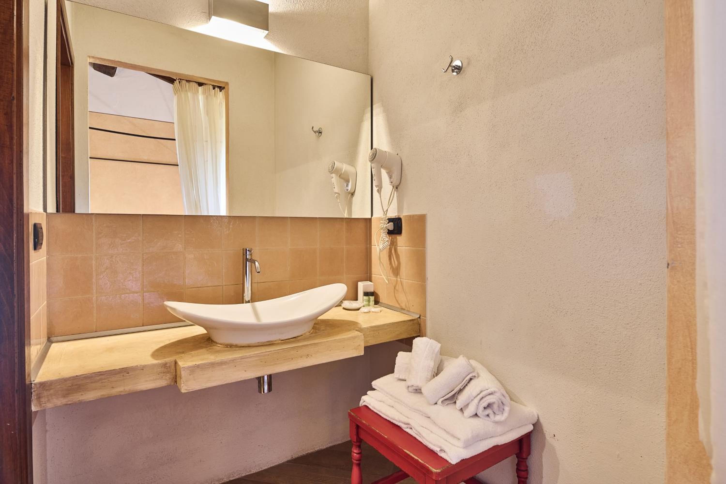Triple Room - Photo 10