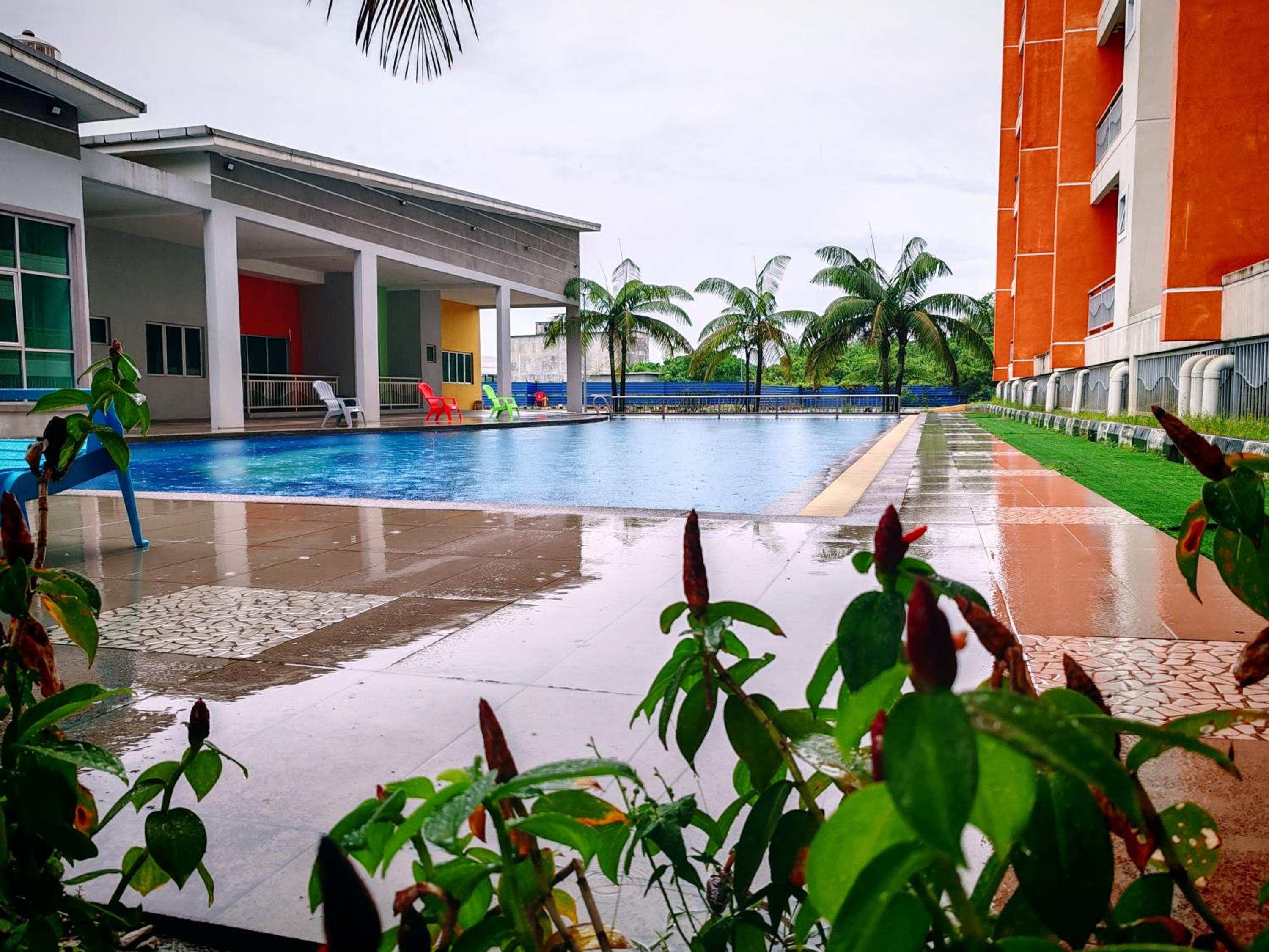 Three-Bedroom Apartment photo 2