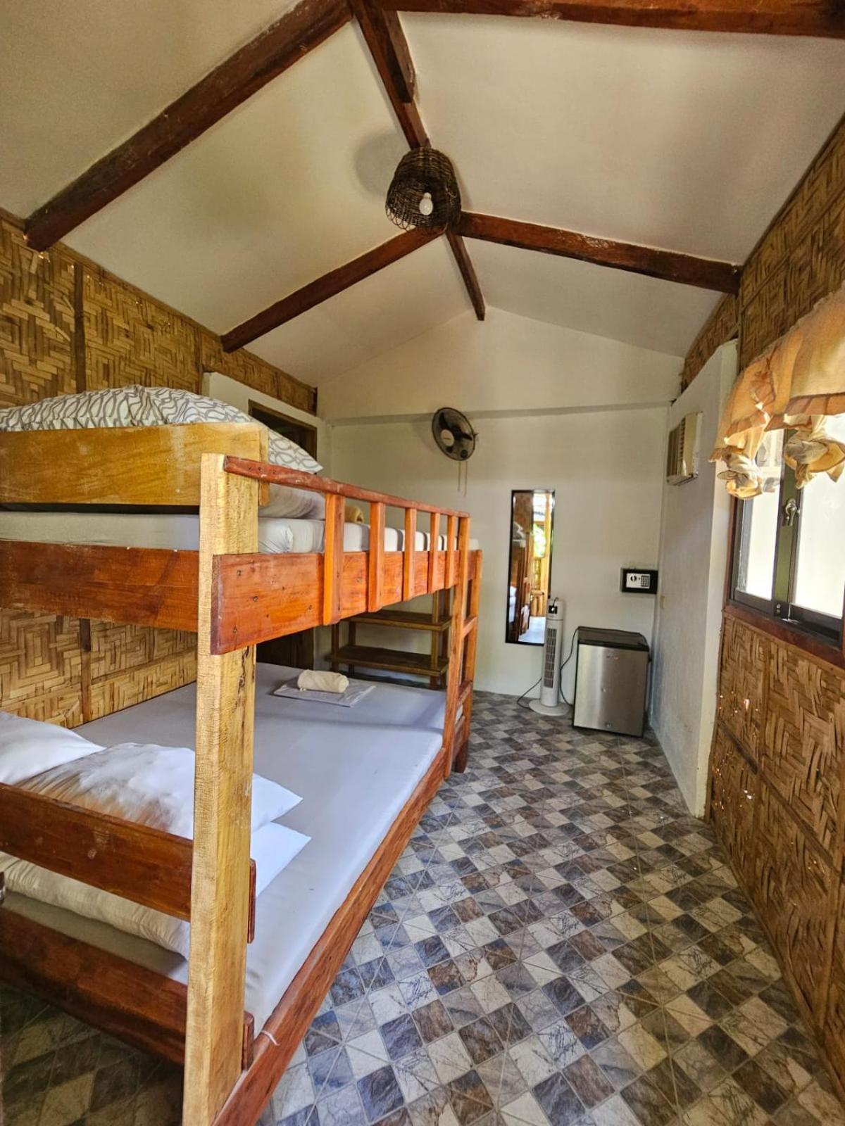 Bungalow - Photo 1