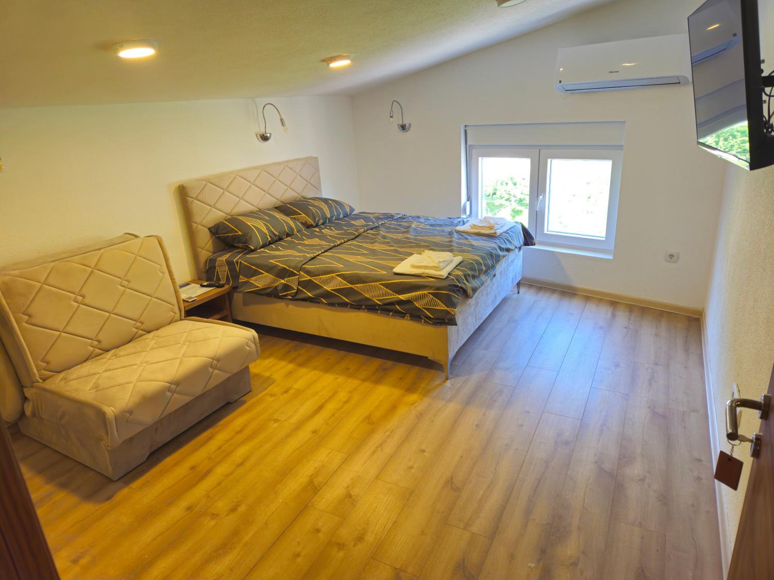 Double Room with Mountain View