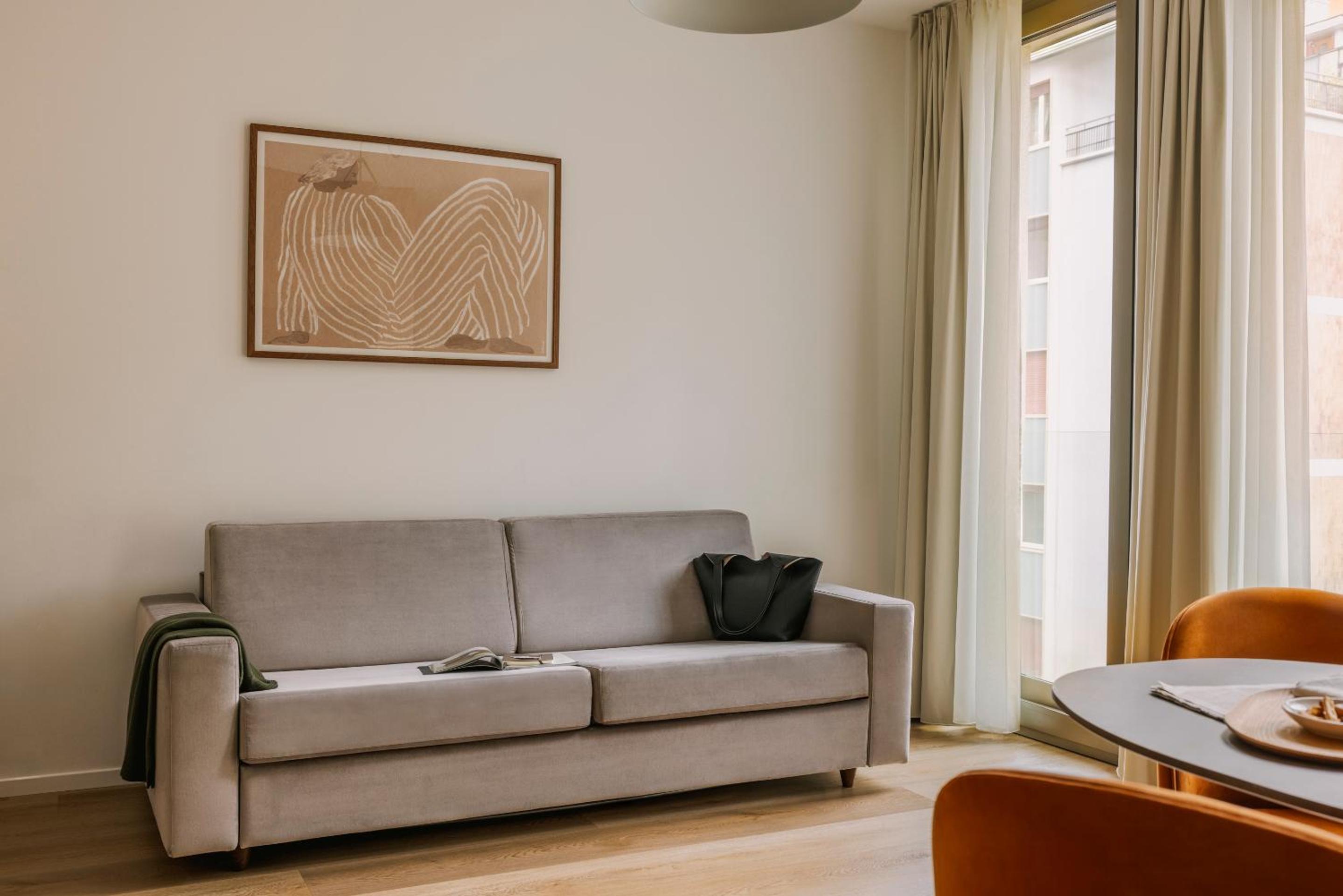 King Studio With Sofa Bed