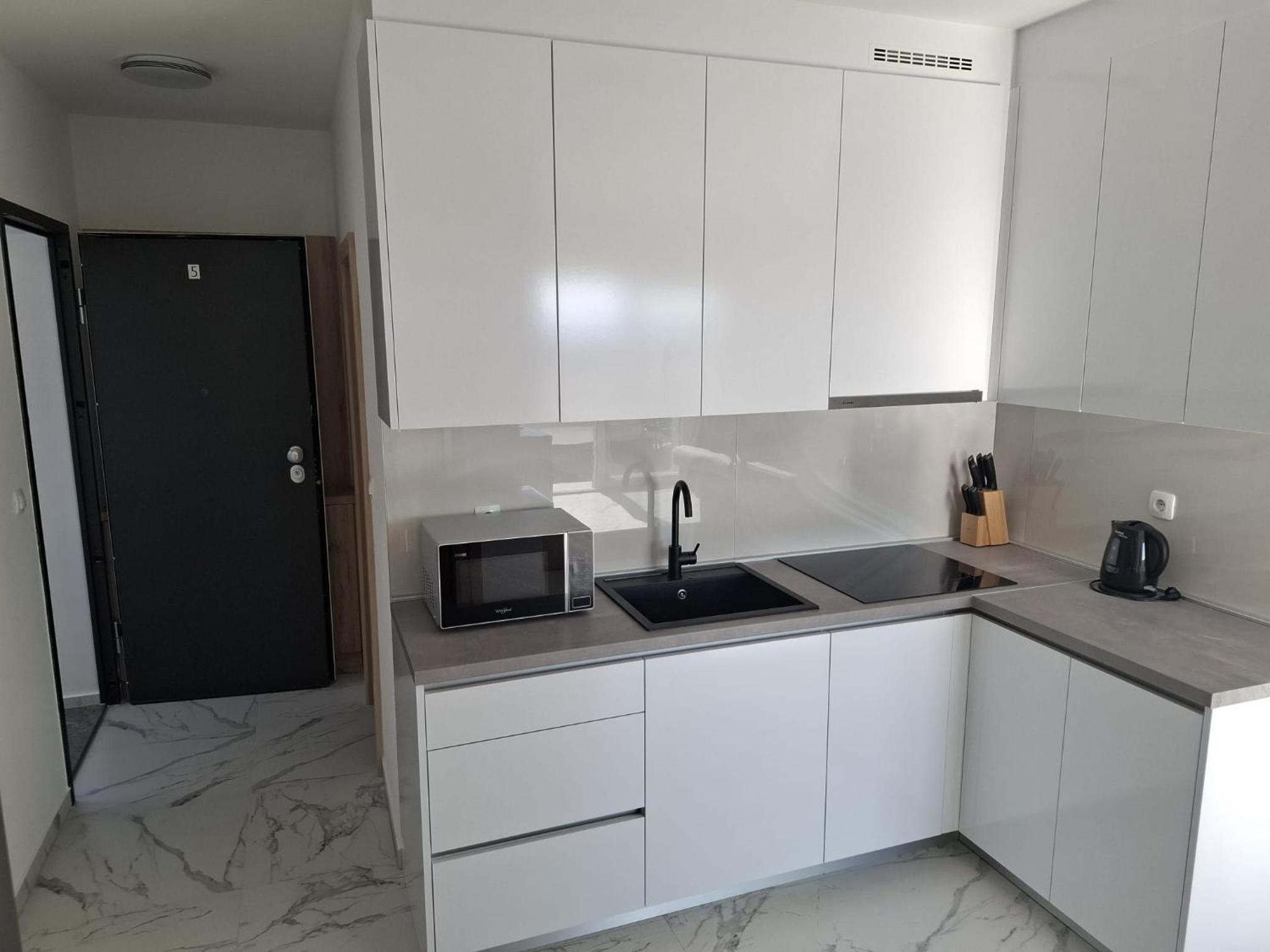 Two-Bedroom Apartment With Sea View photo 3