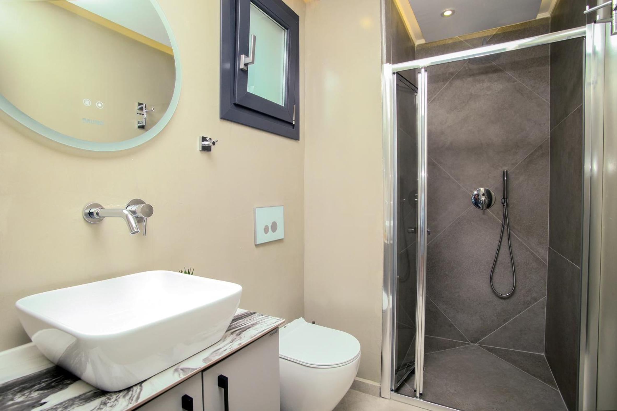 Luxury Triple Room photo 3