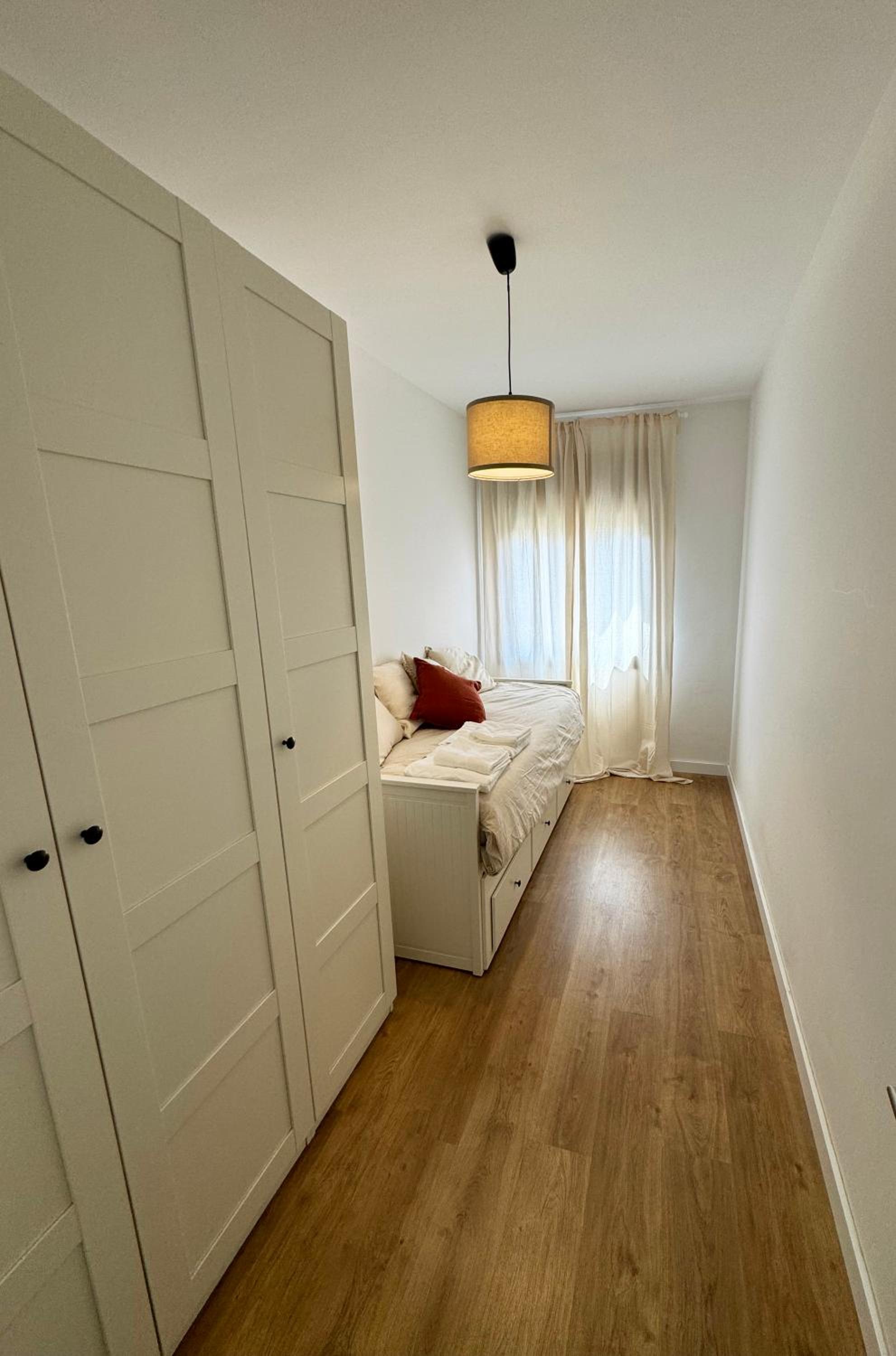 Three-Bedroom Apartment photo 3