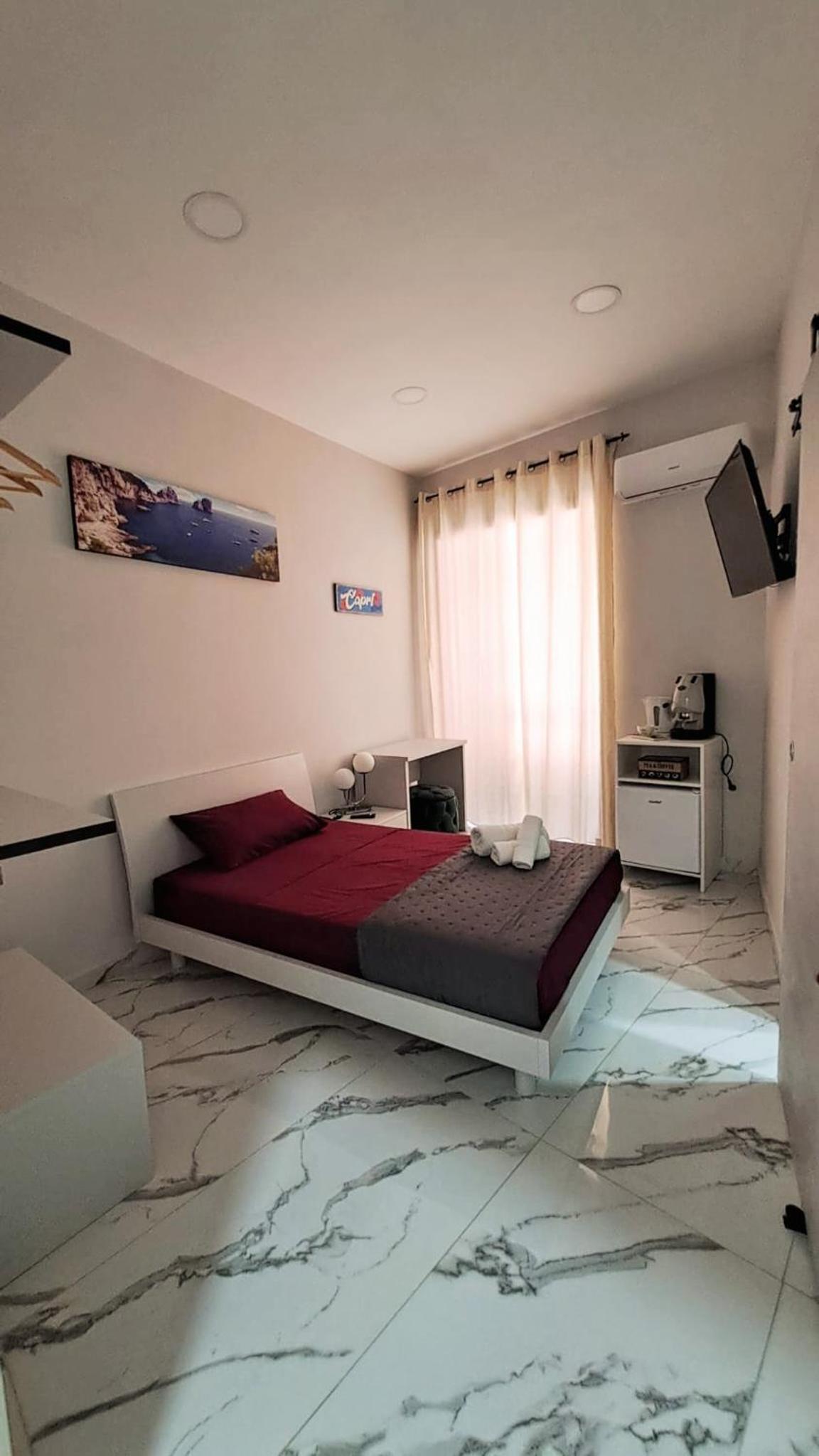 Deluxe Single Room