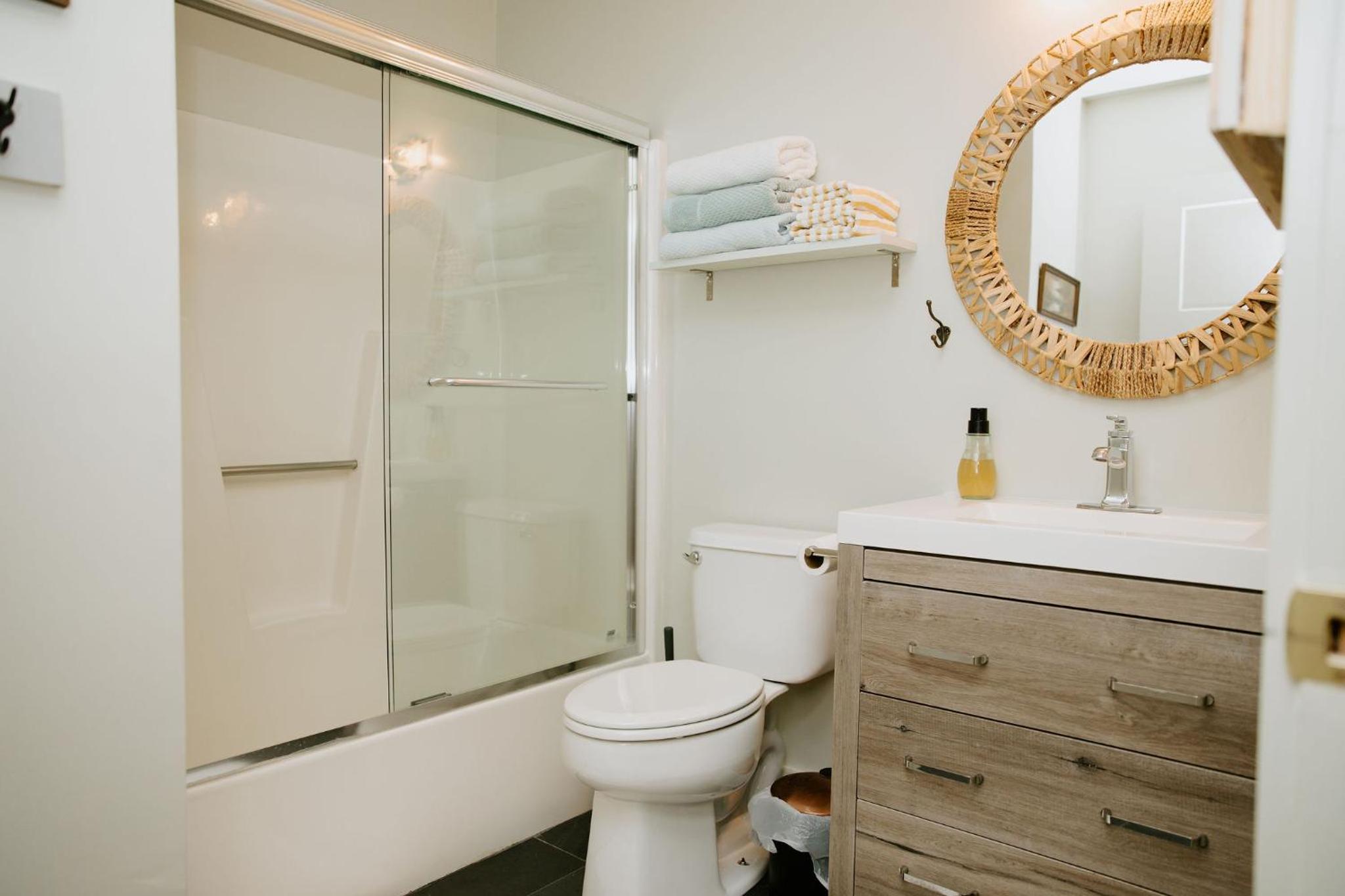 Three-Bedroom House - Photo 46