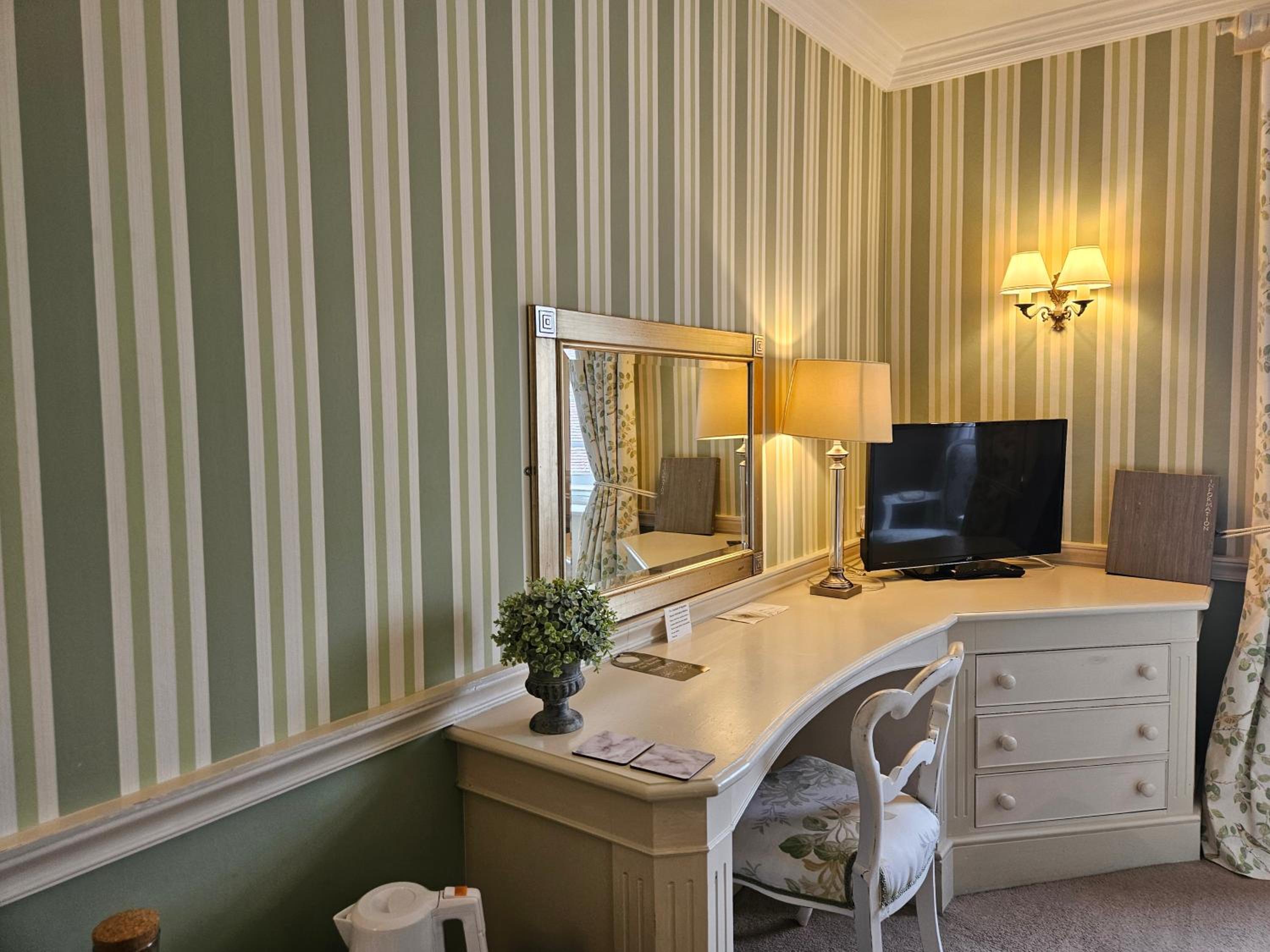 Standard Double Room photo 2