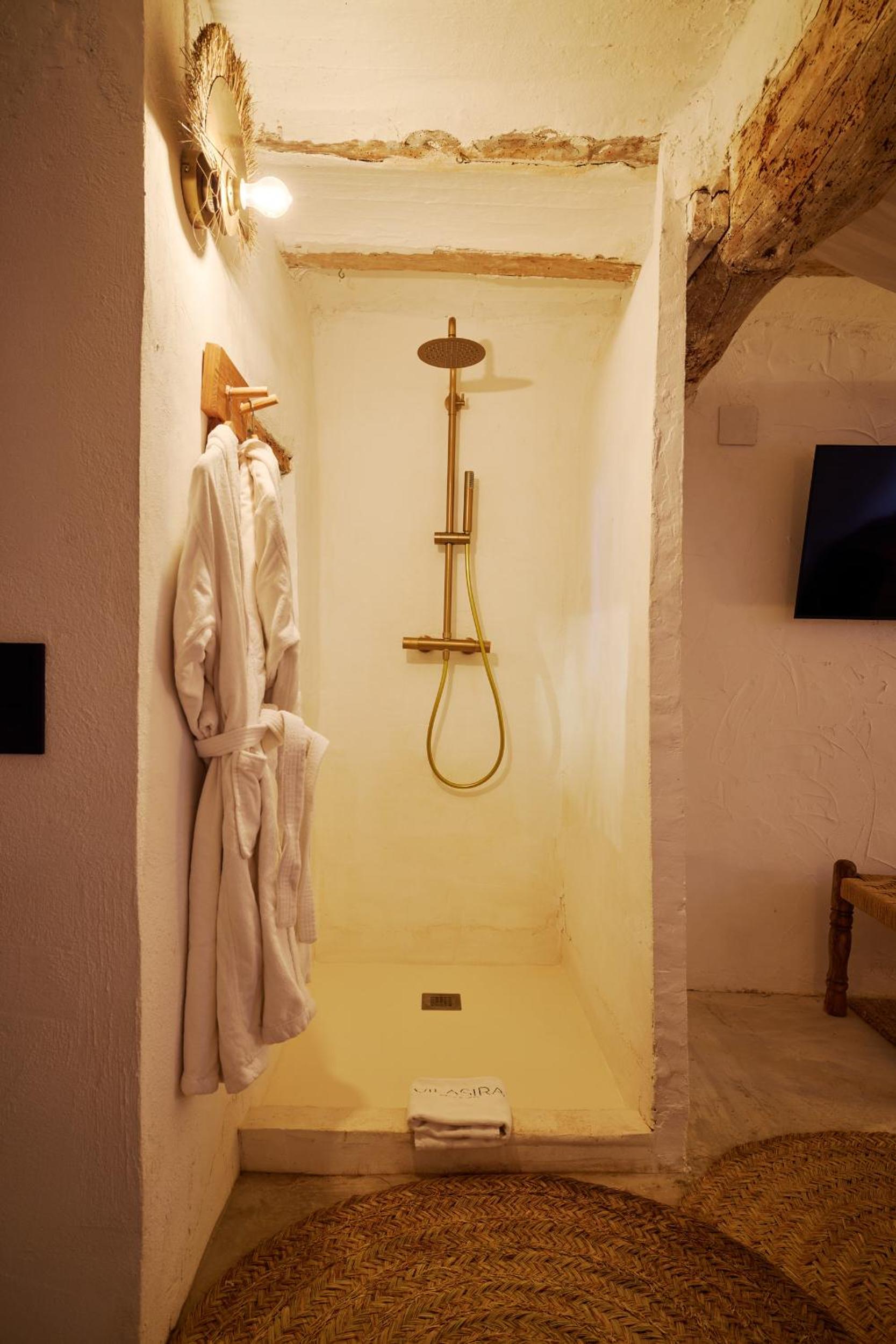 Superior Double Room - Photo 16
