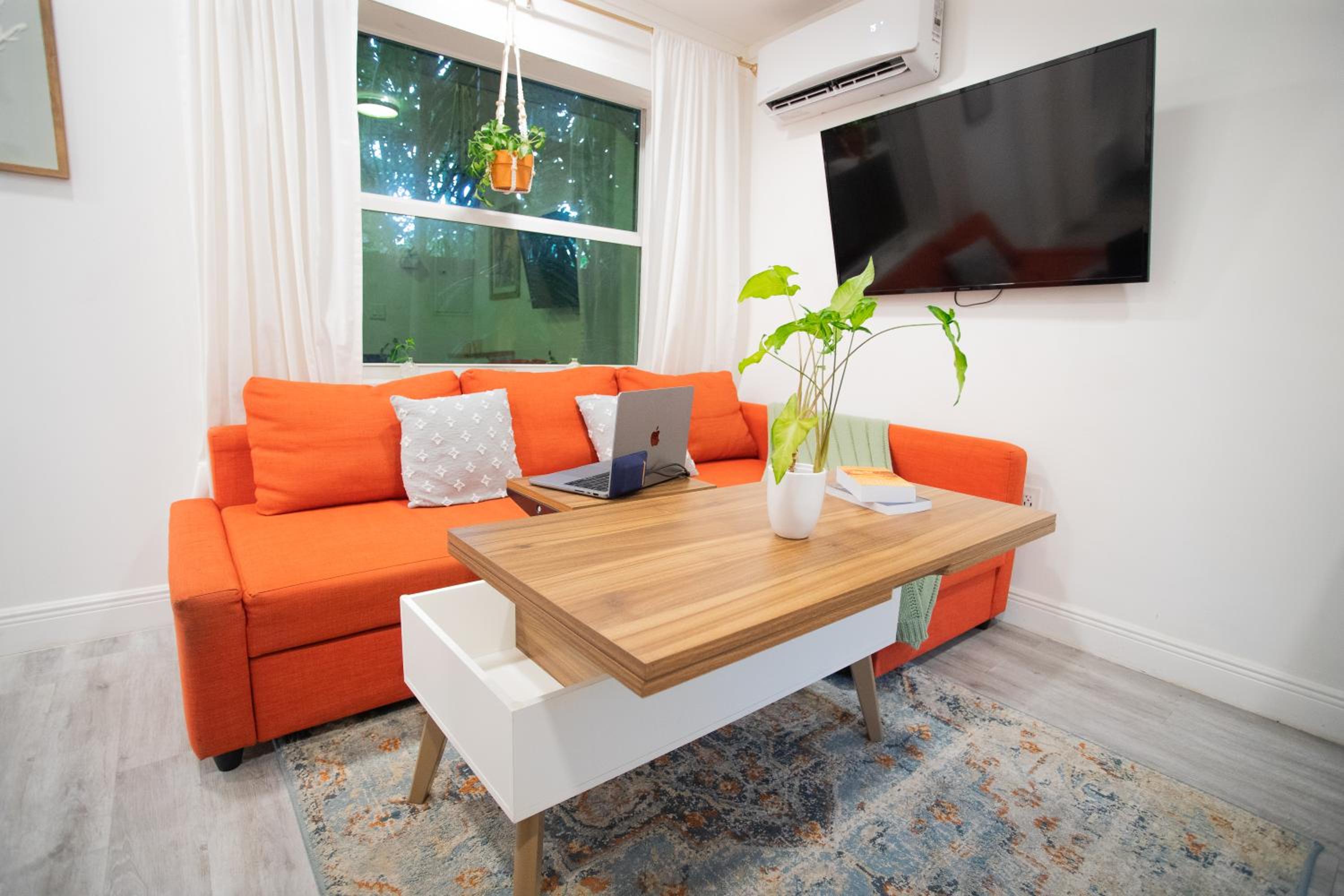 One-Bedroom Villa photo 2