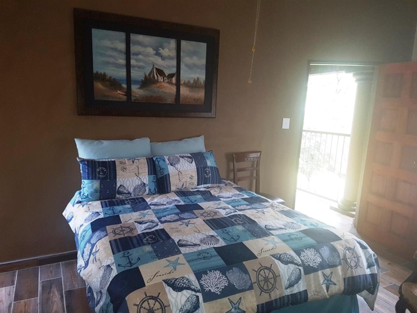 Double Room with Balcony - Photo 1