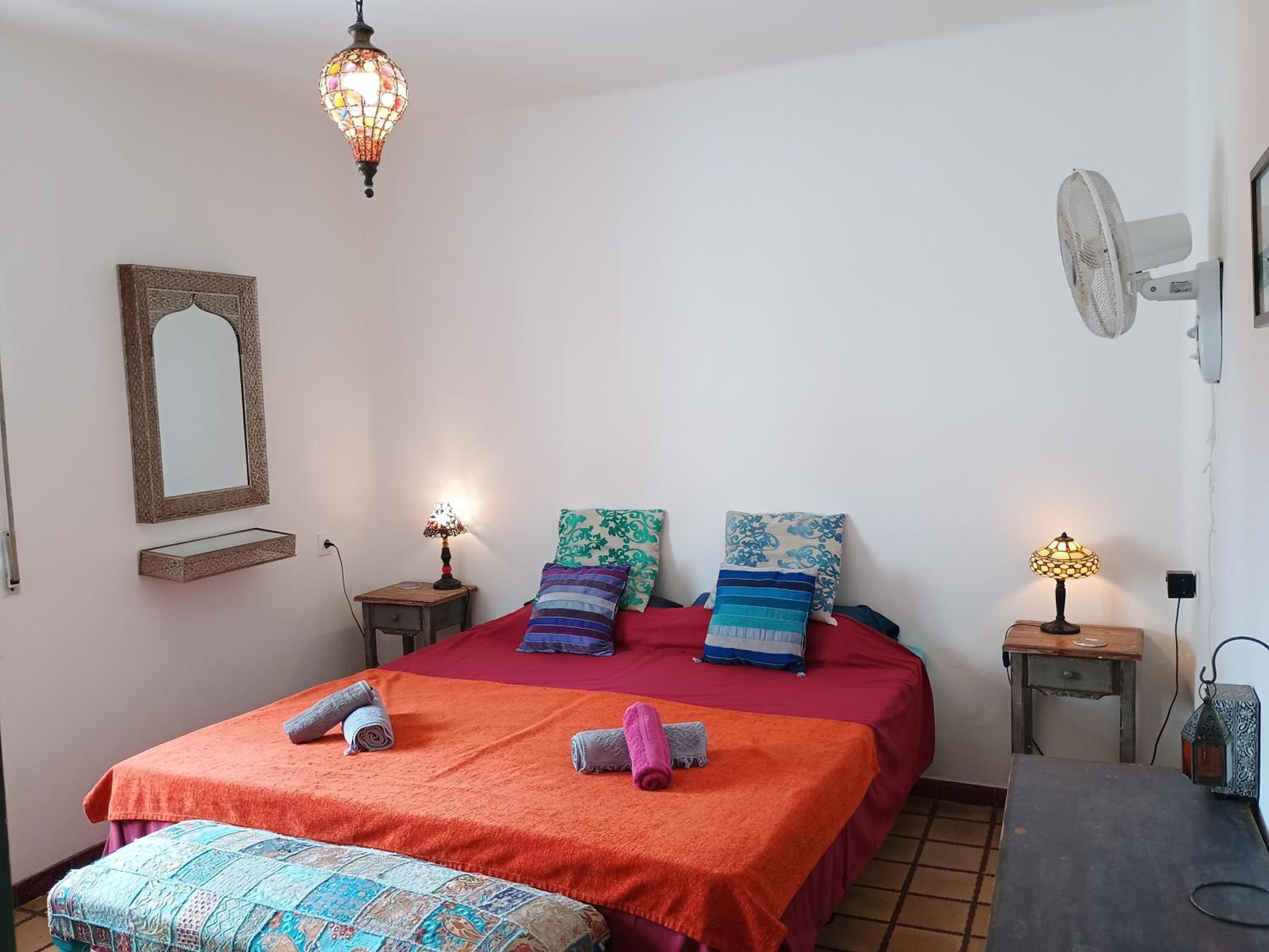 Habitación Doble o con Dos Camas con Baño Compartido