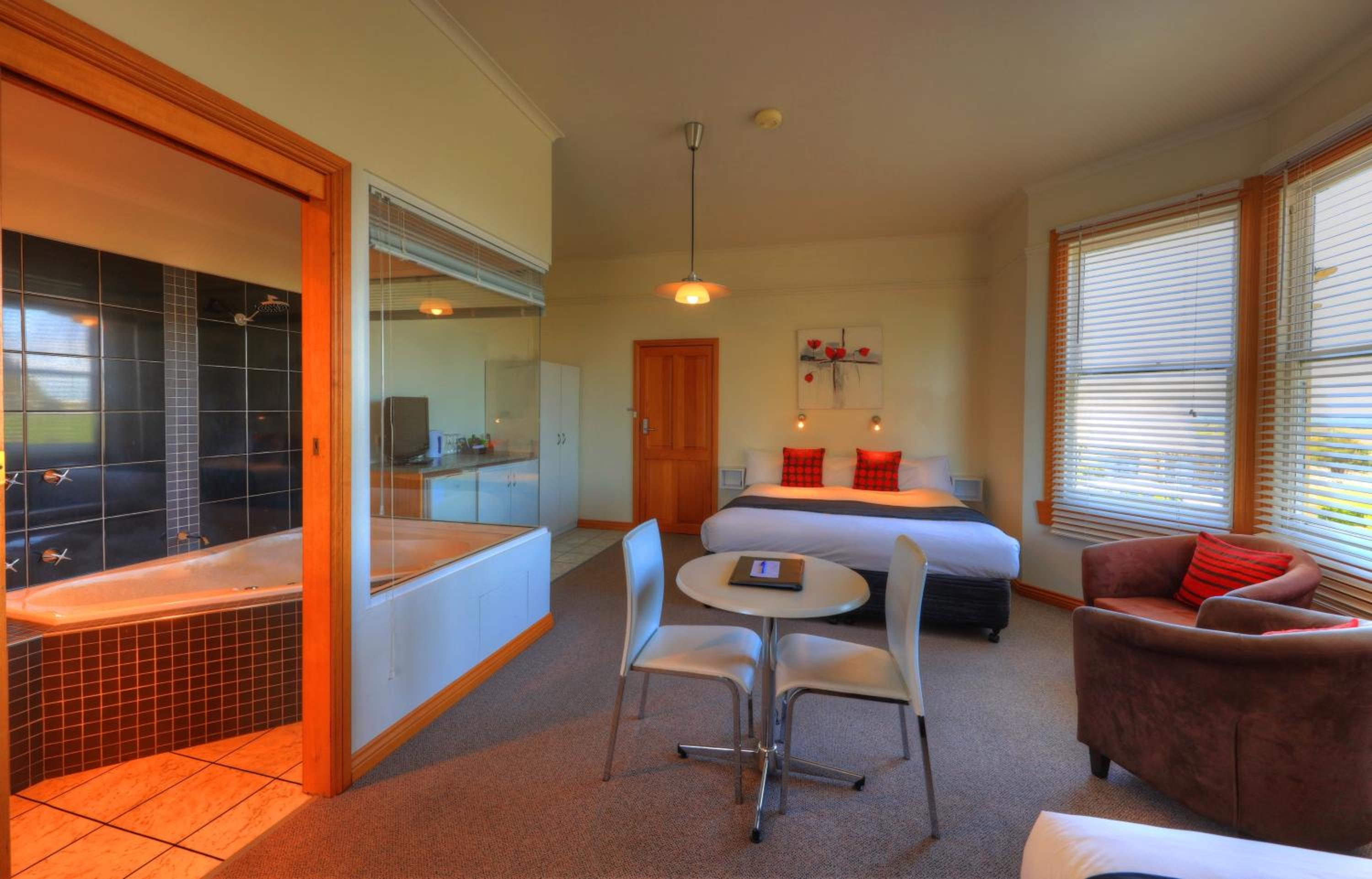 Suite photo 1