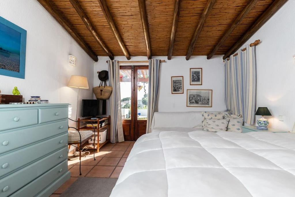 Villa photo 1