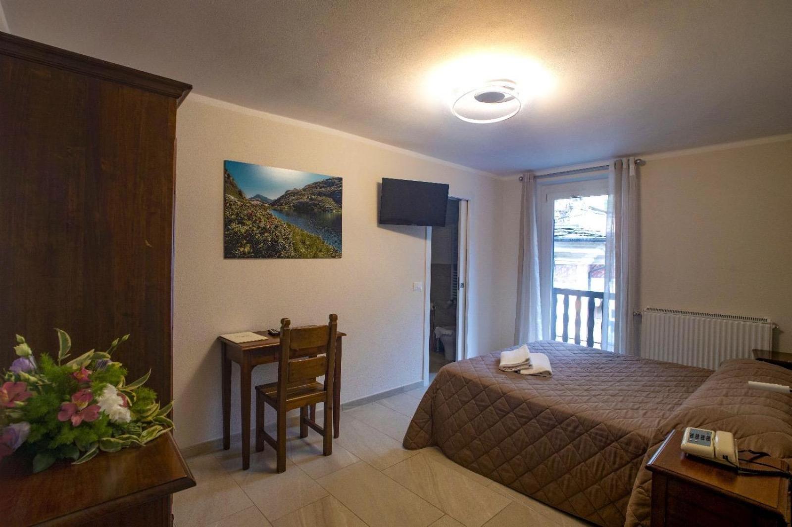 Single Room with Bathroom