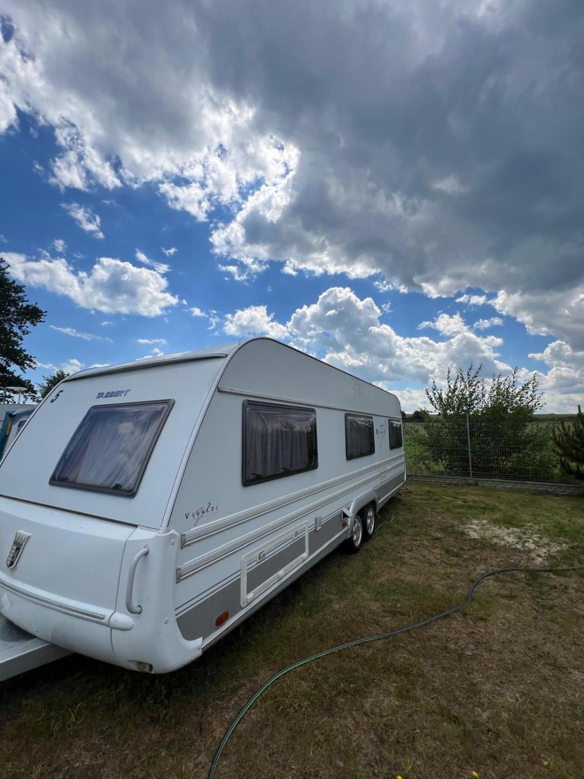 Caravan photo 2