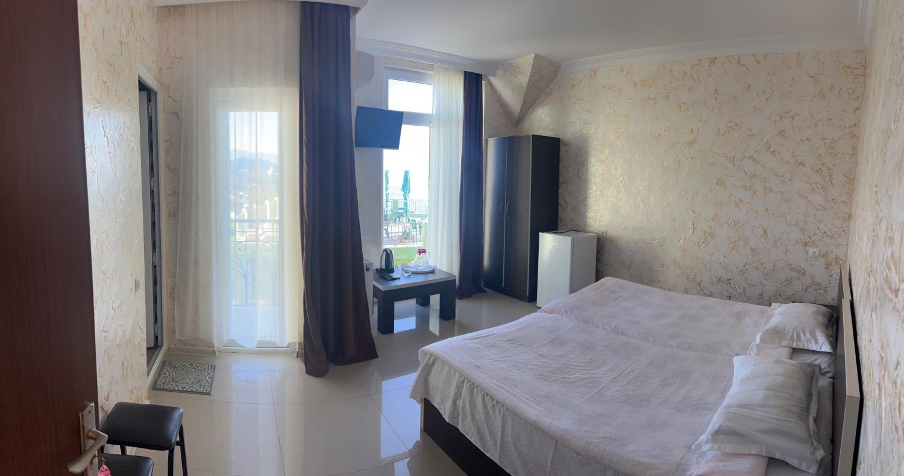 Deluxe Twin Room with Sea View photo 1