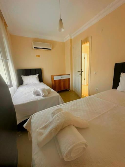 Three-Bedroom Villa photo 1