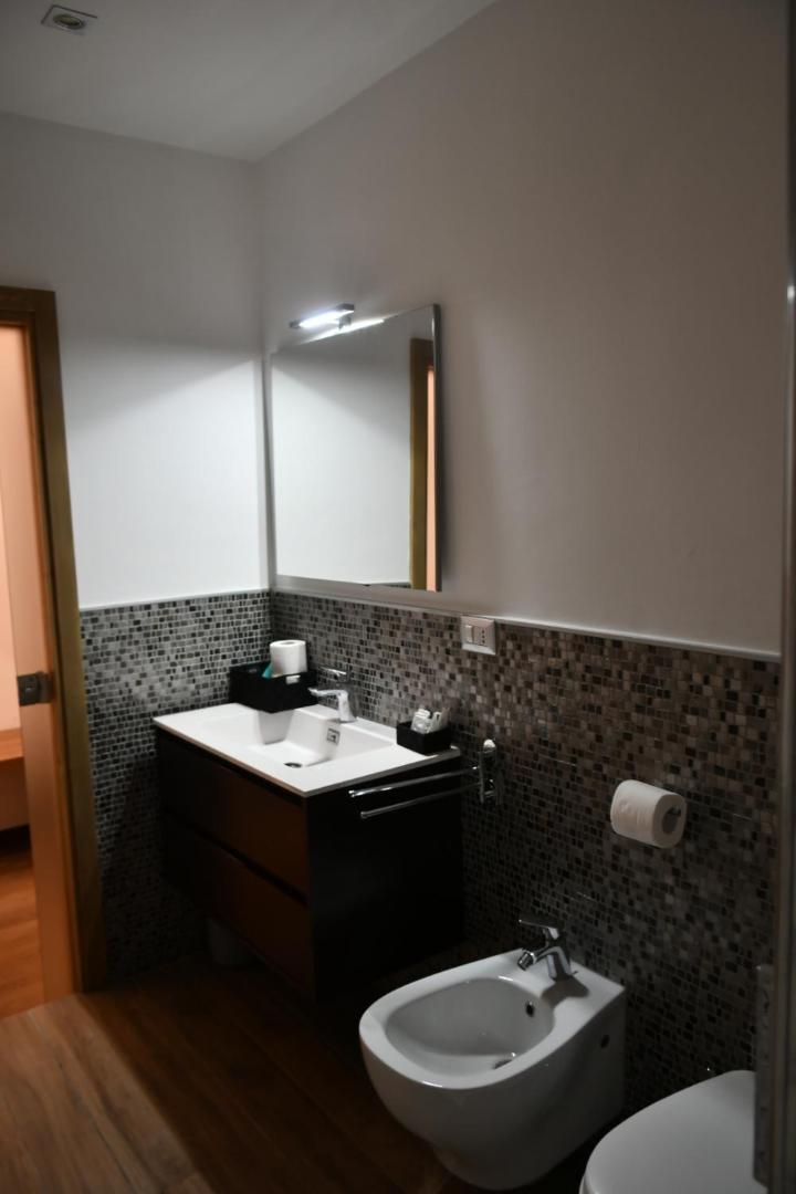 Double Room with Private Bathroom photo 3