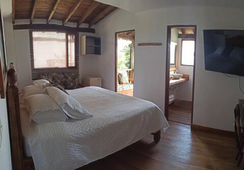Deluxe Double Room with Balcony photo 1