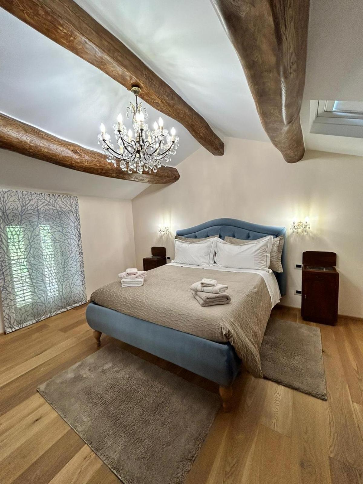 Double Room with Balcony photo 2