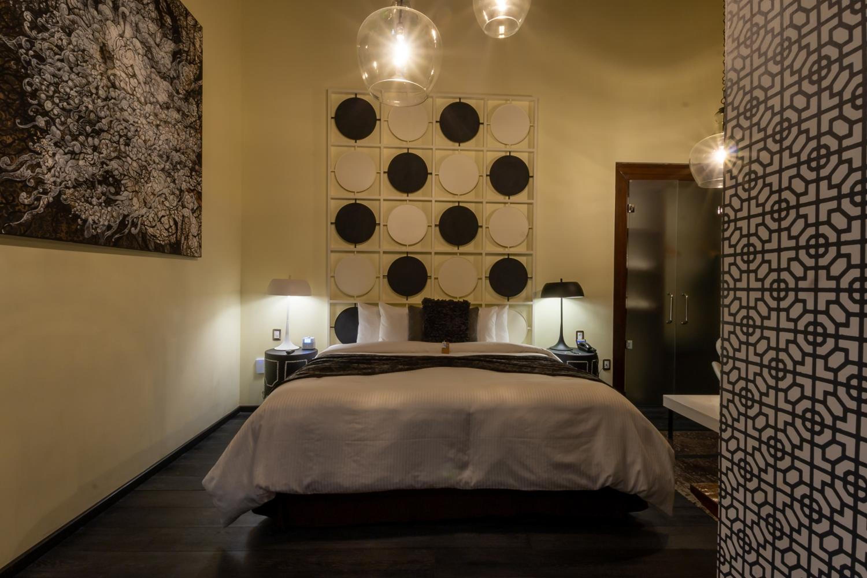 Suite - Marijose - Photo 1