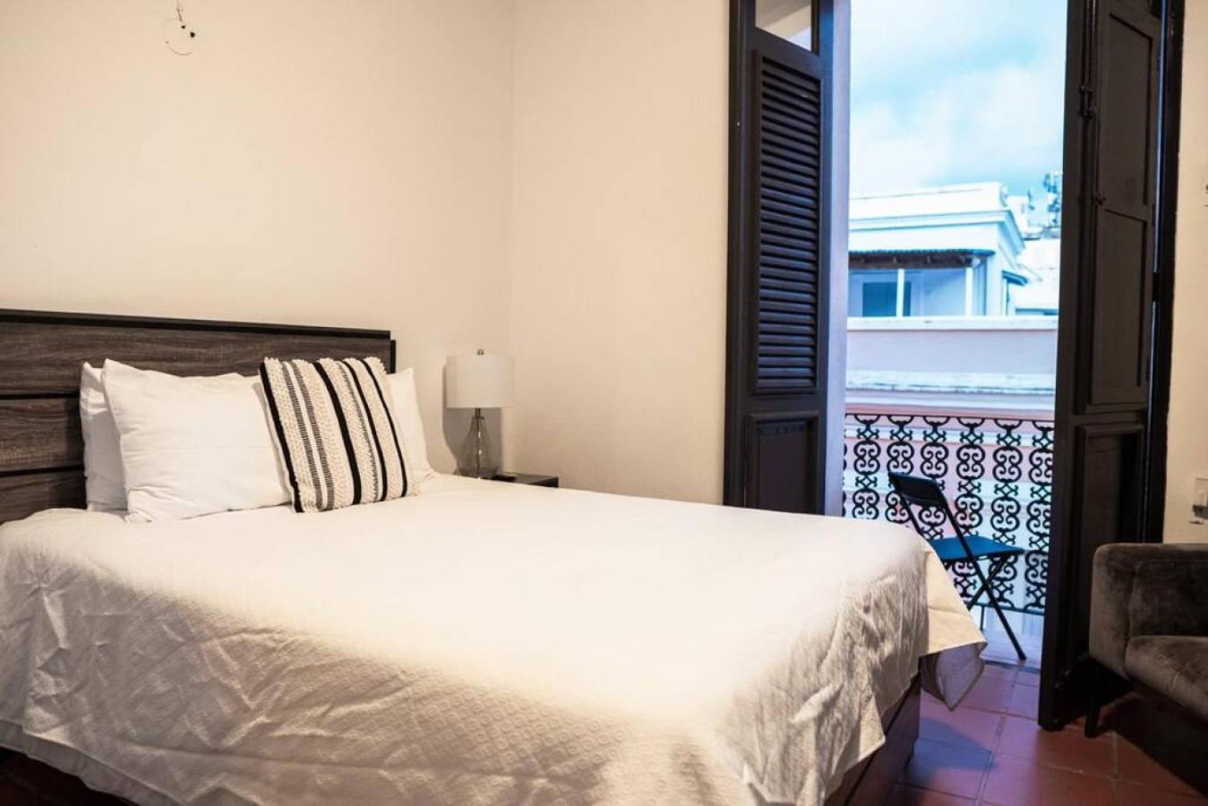 65 Fortaleza Apt 8