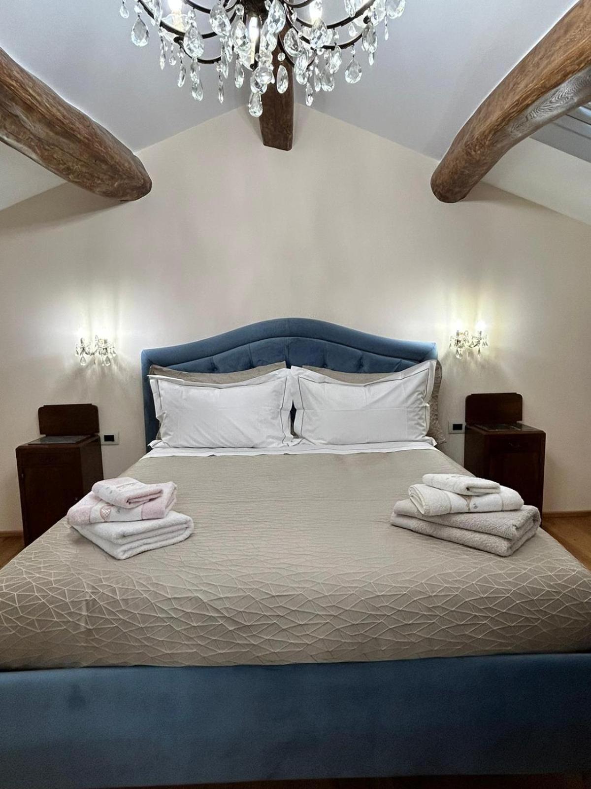 Double Room with Balcony photo 1