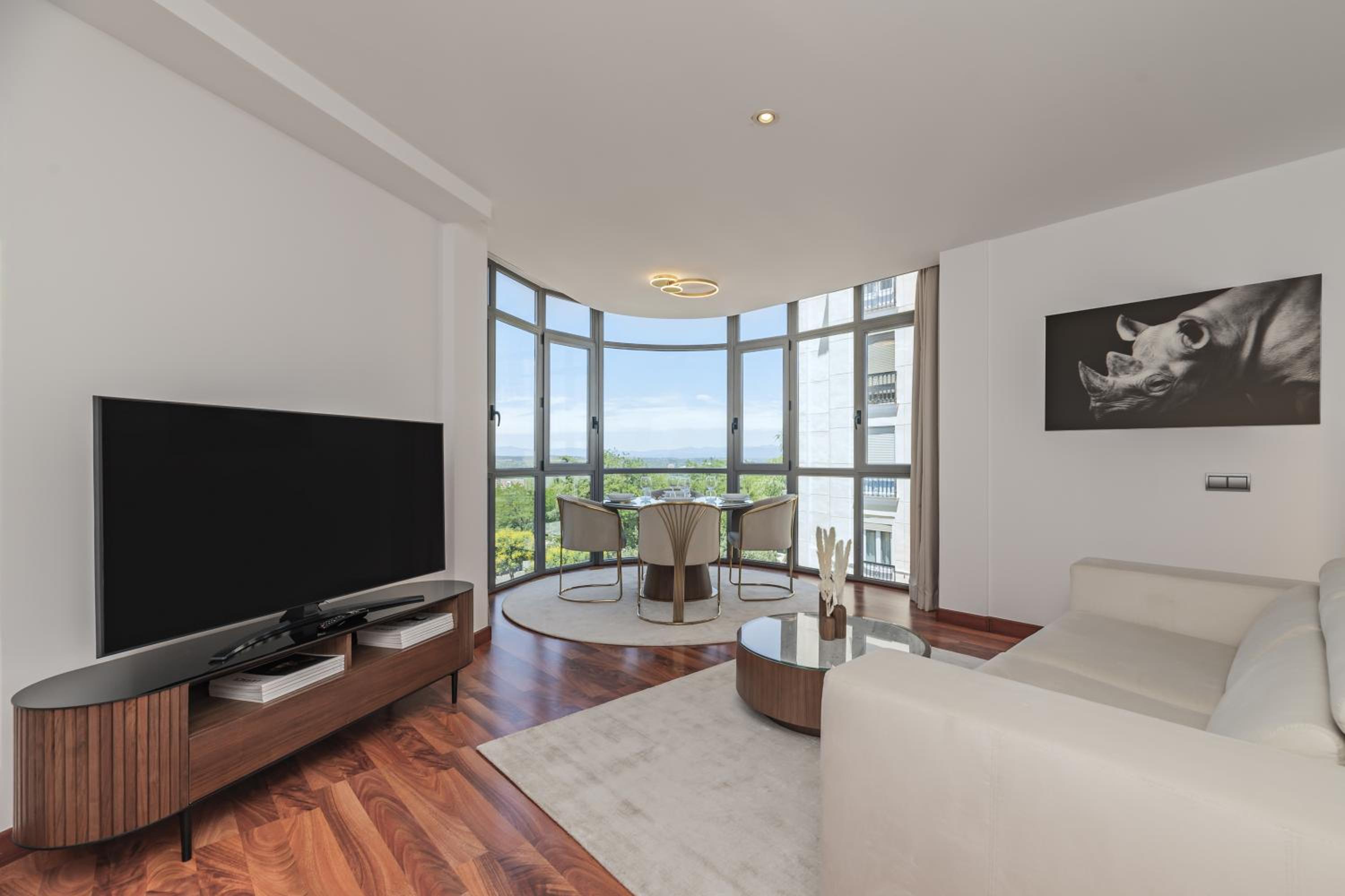 Apartamento de Dos Habitaciones con Vista a la Montaña