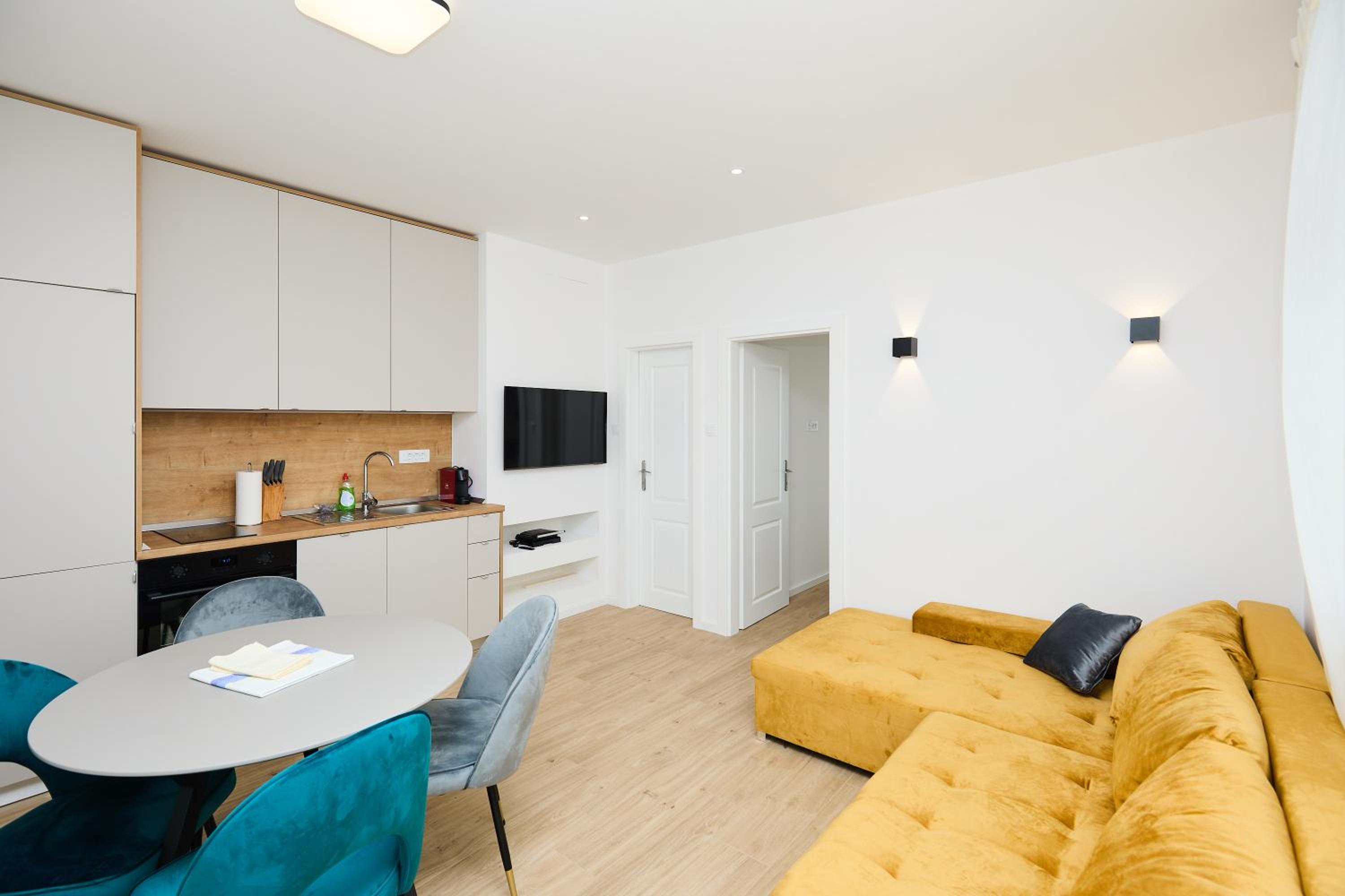 Two-Bedroom Deluxe Apartment photo 1