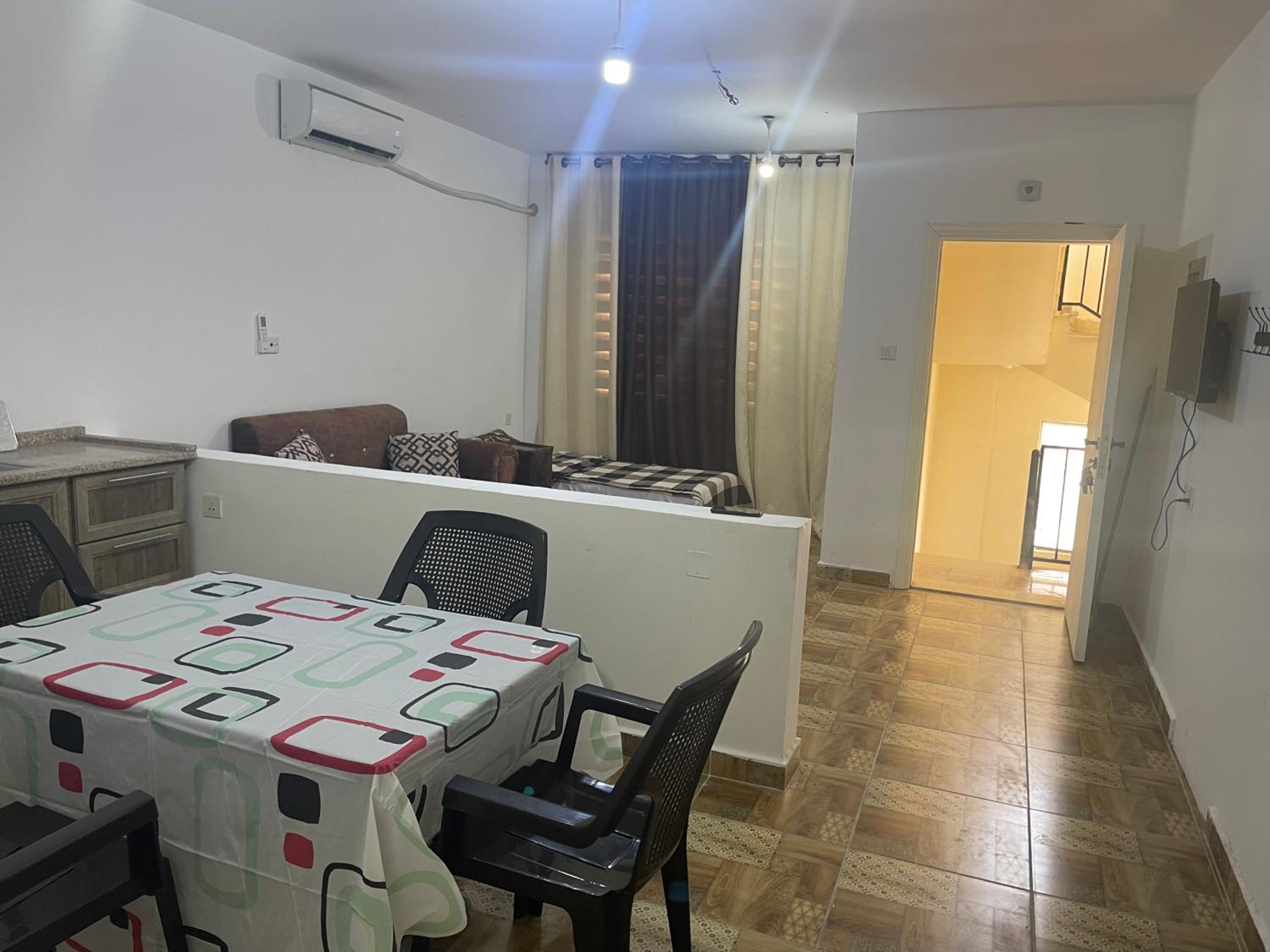 Studio Apartment With King Bed photo 1