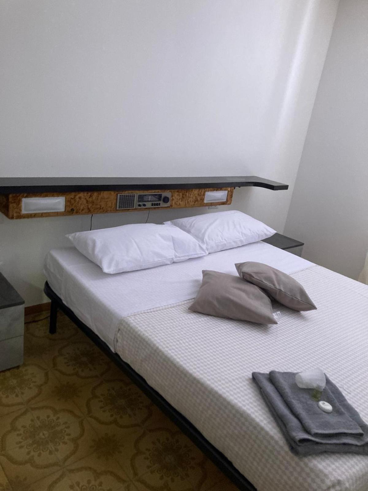 Three-Bedroom Standard Apartment photo 1