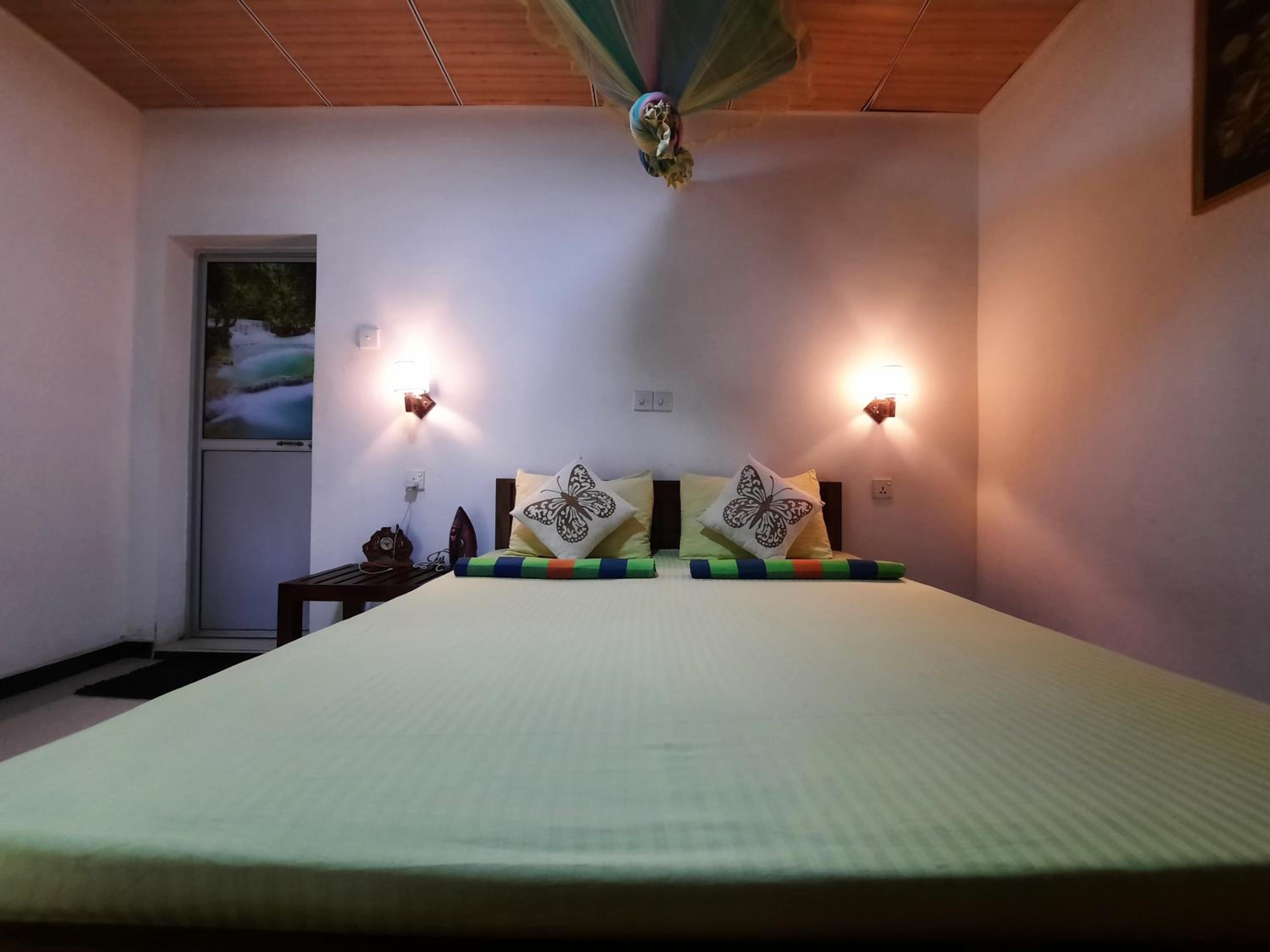 Double Room with Private Bathroom photo 1