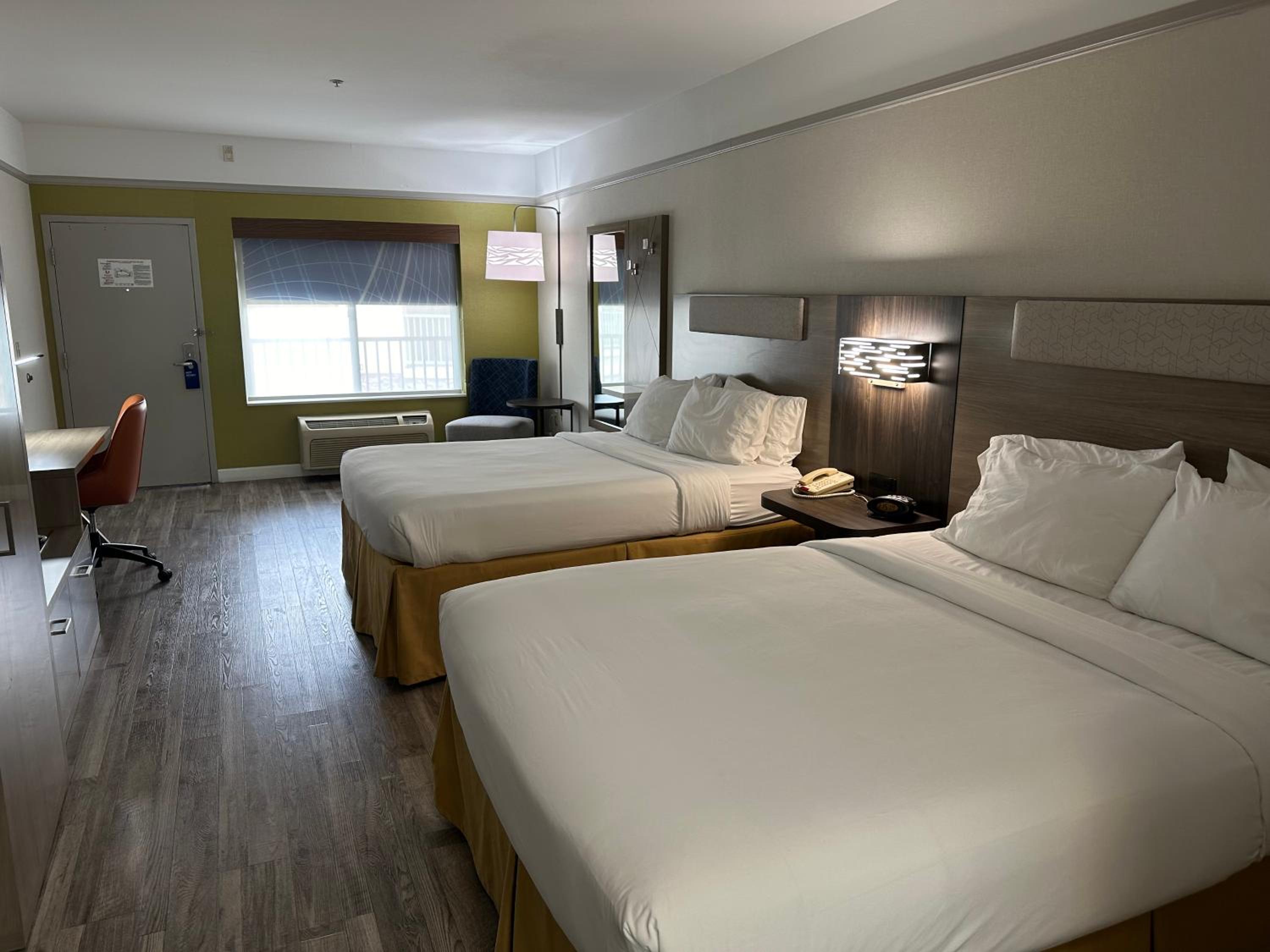 Standard Room - Photo 1