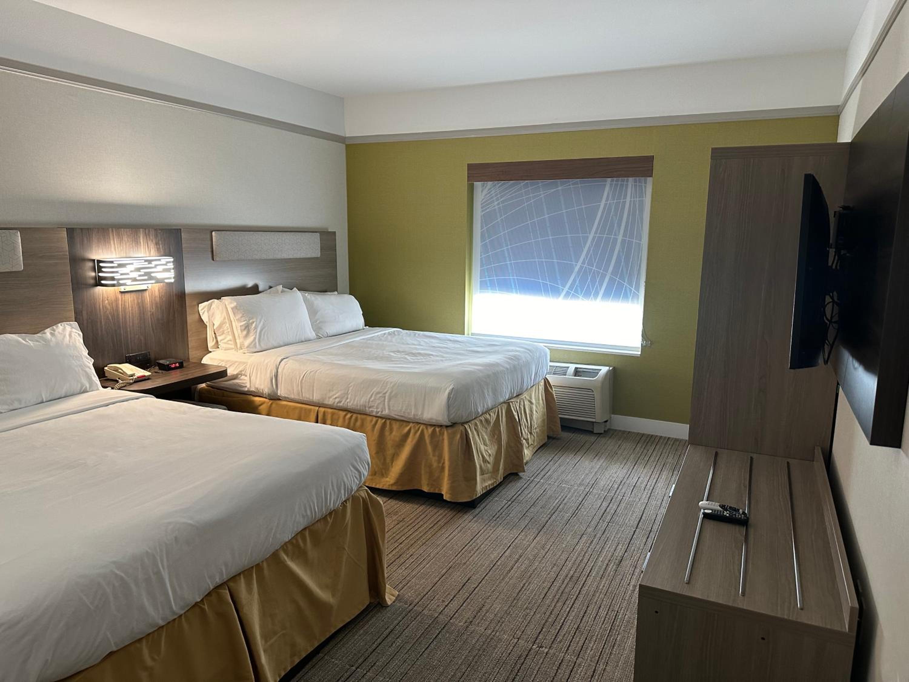 Executive Double Room with Two Double Beds - Photo 5