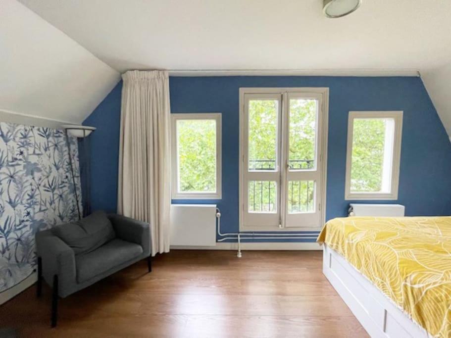 Four-Bedroom House photo 3