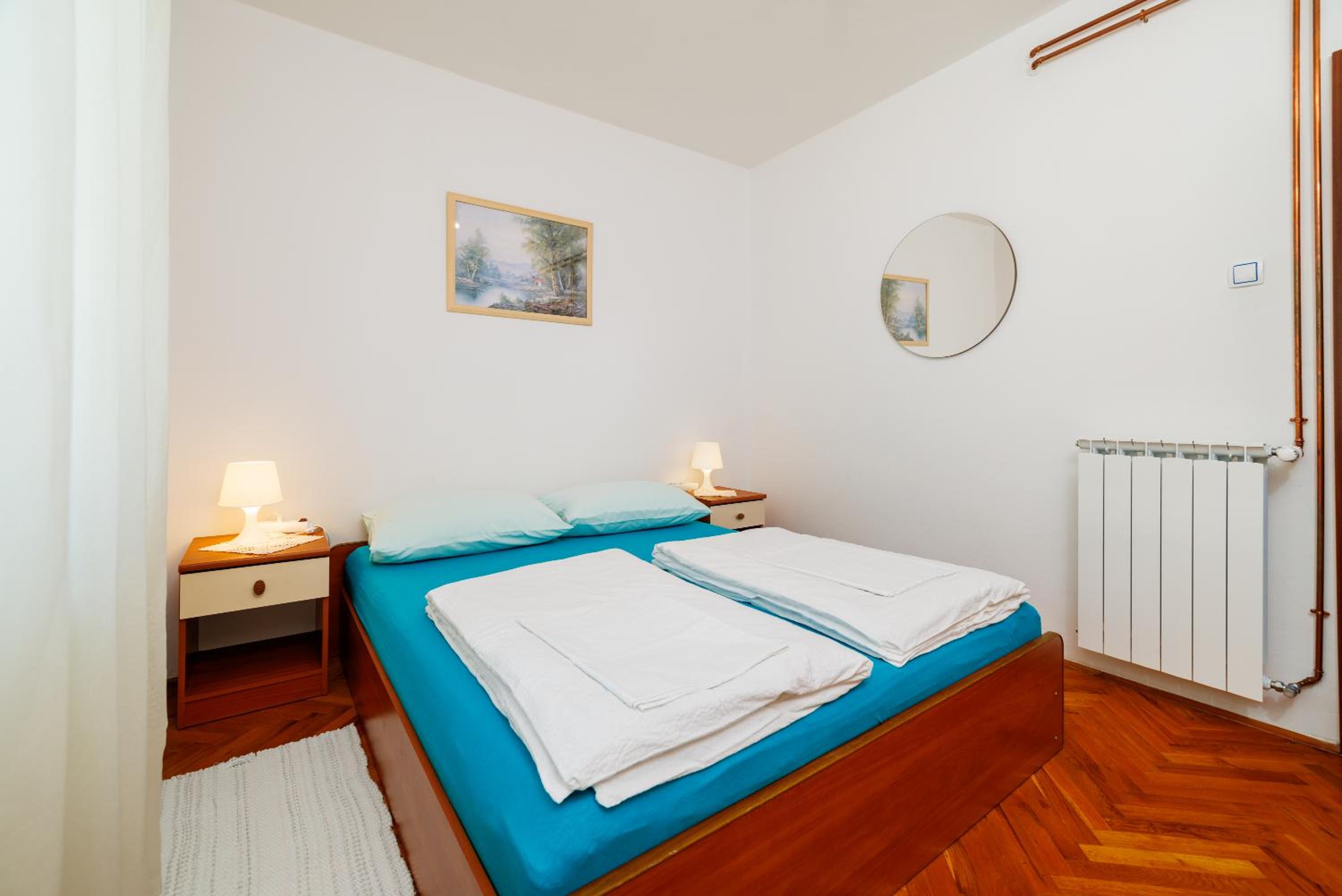 Two-Bedroom Apartment - Photo 6