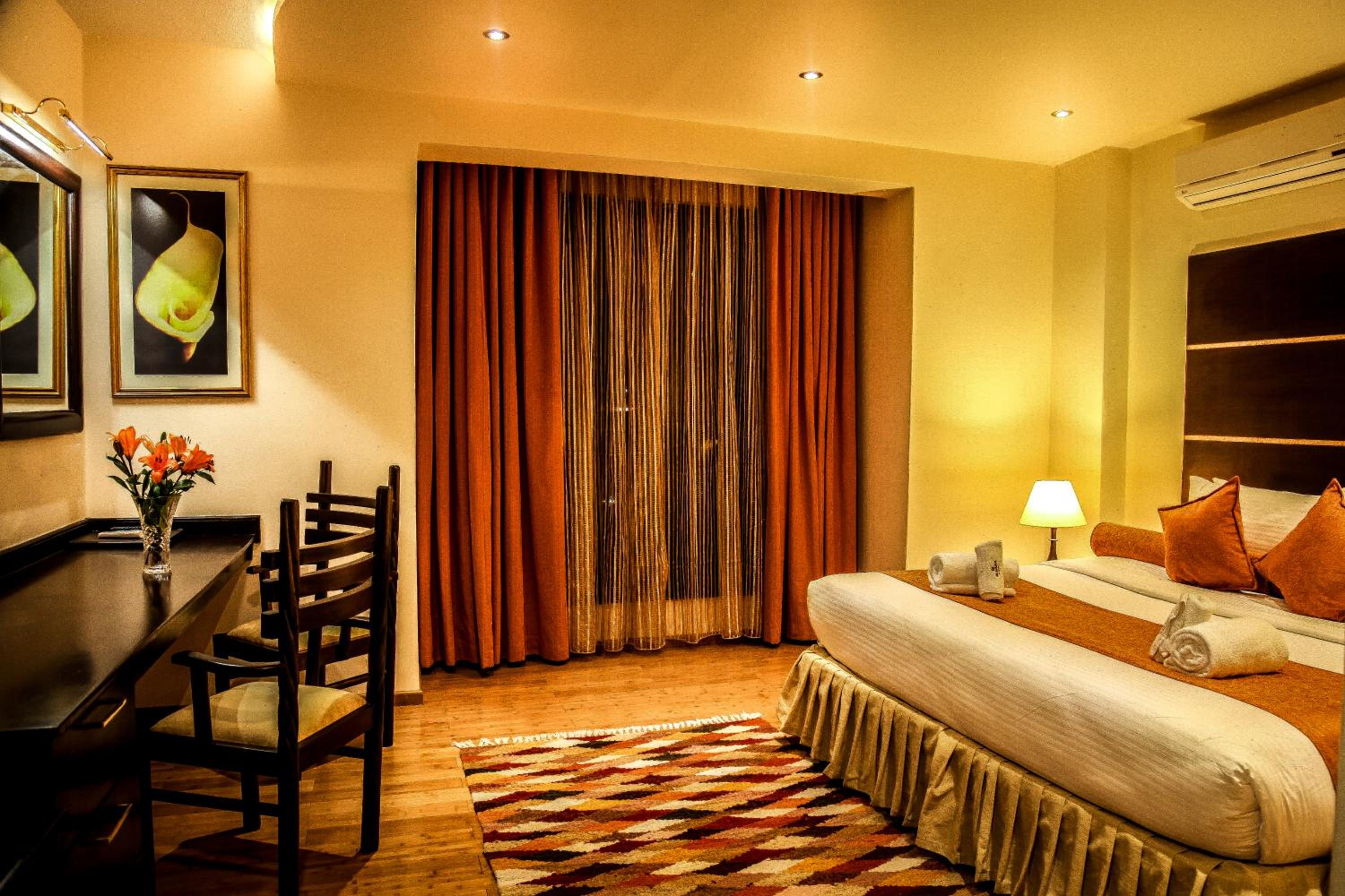 Deluxe Double Room - Photo 5