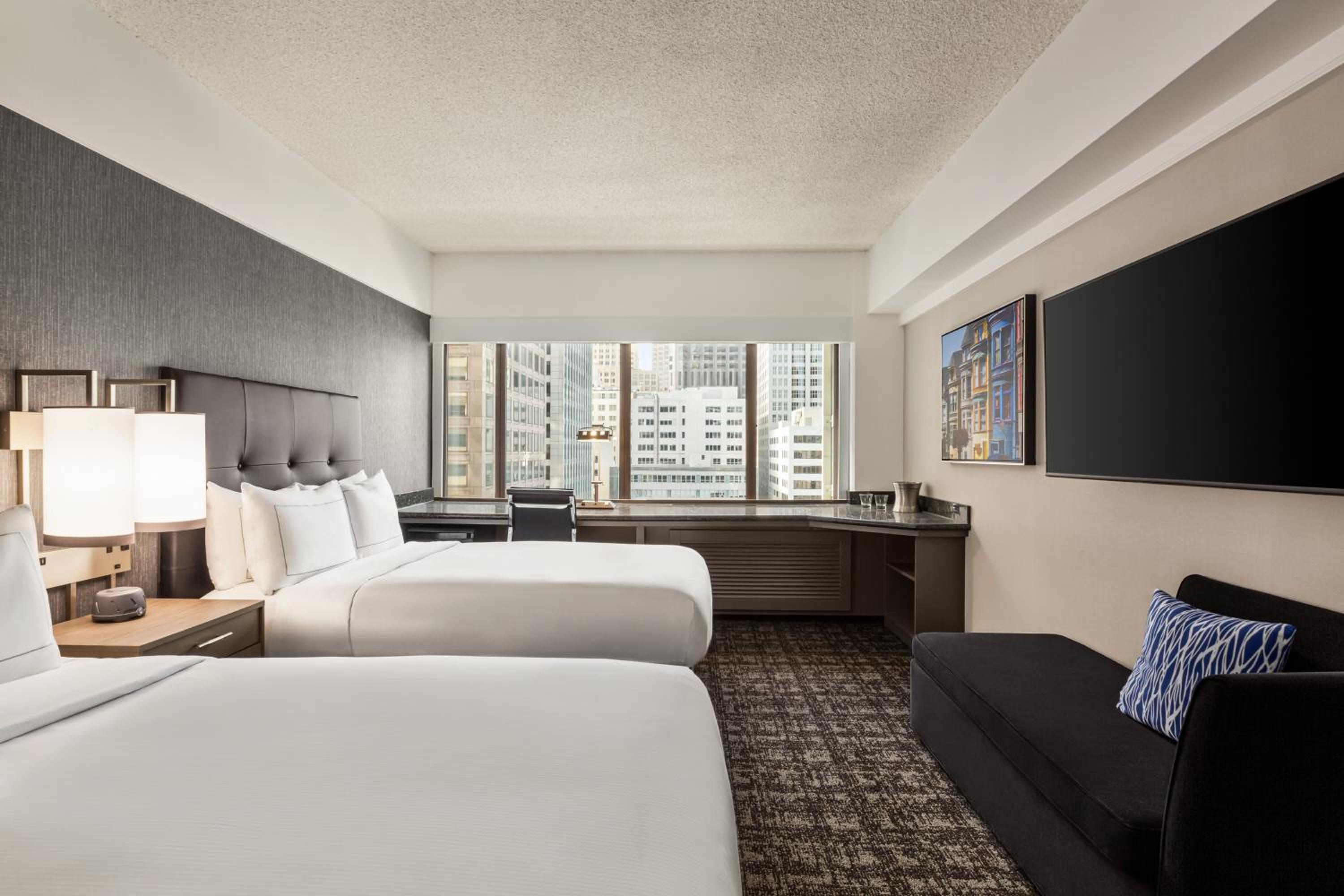 Double Room with Two Double Beds - Photo 10