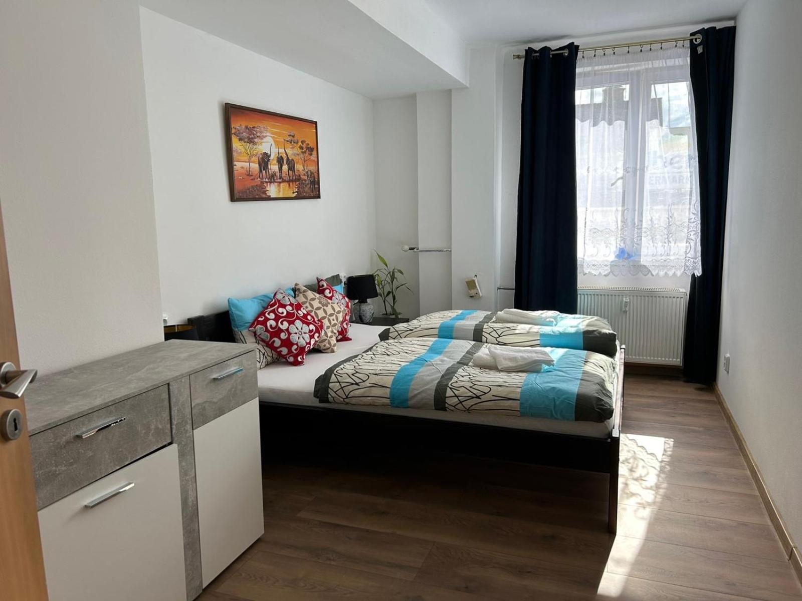 Two-Bedroom Apartment with Balcony - Photo 7