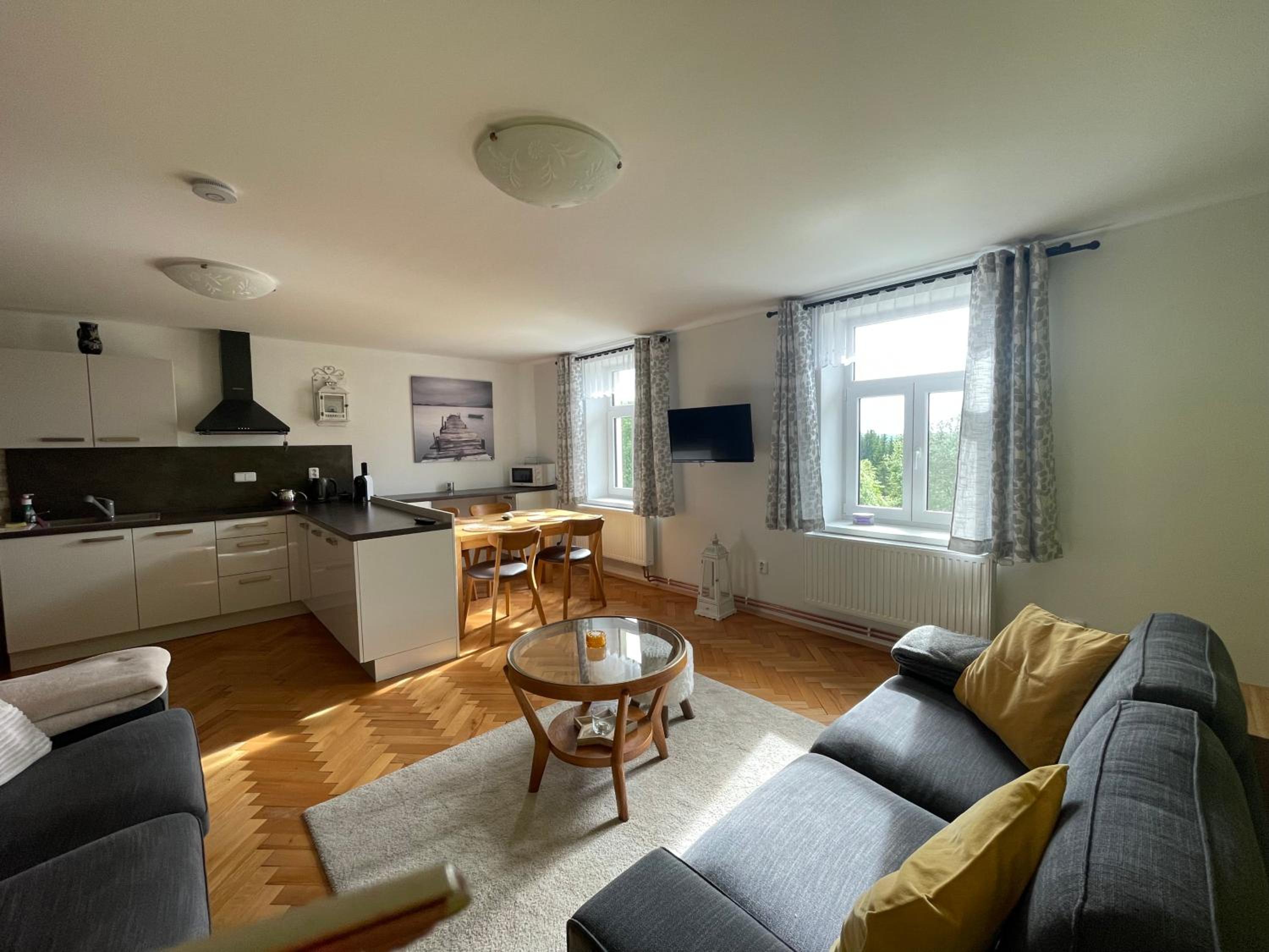 Two-Bedroom Apartment with Lake View photo 1