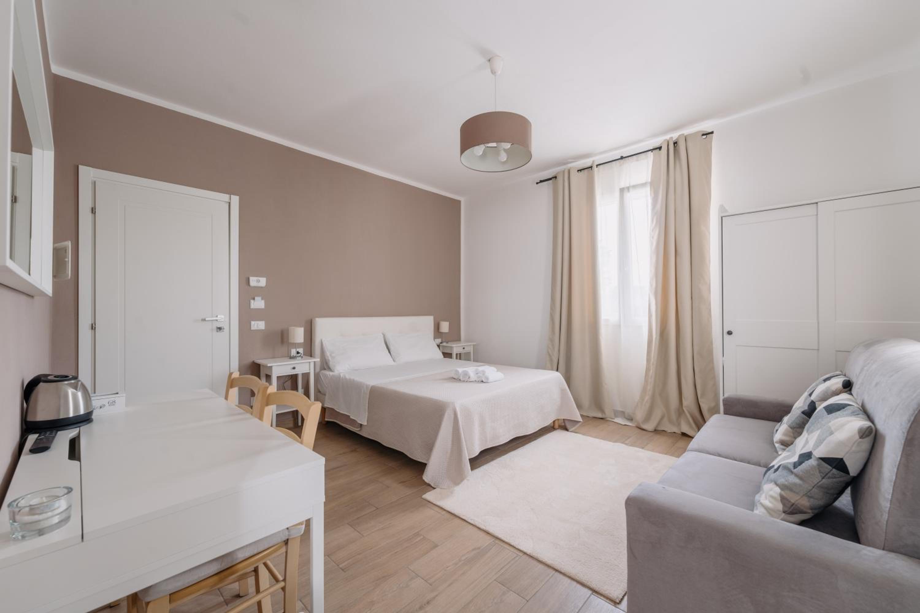 Double Room With Private Bathroom