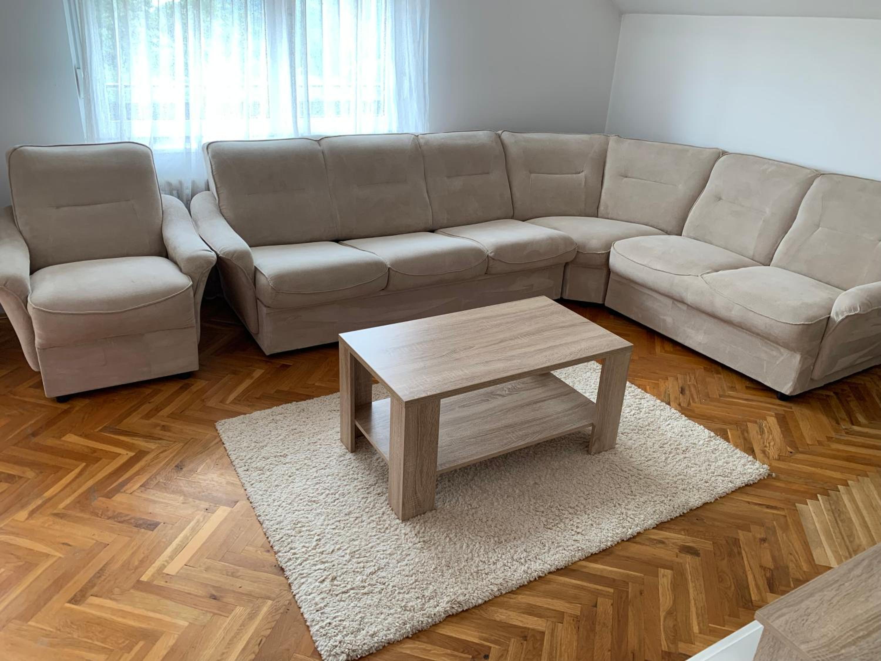 Standard Family Room photo 2