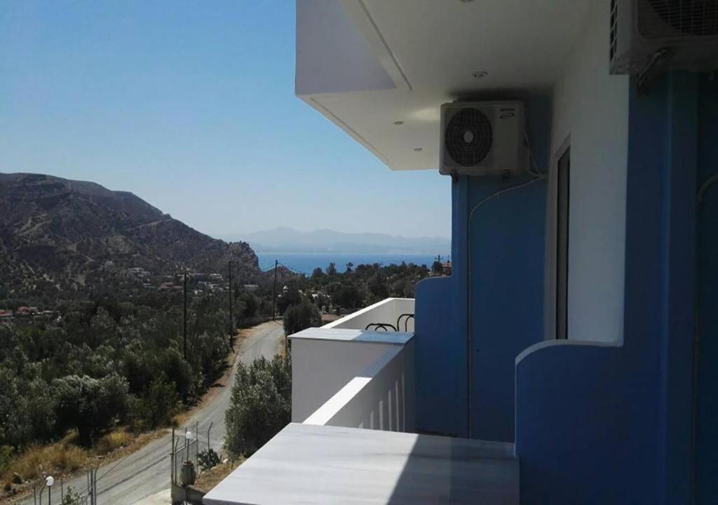 Apartment with Sea View photo 3