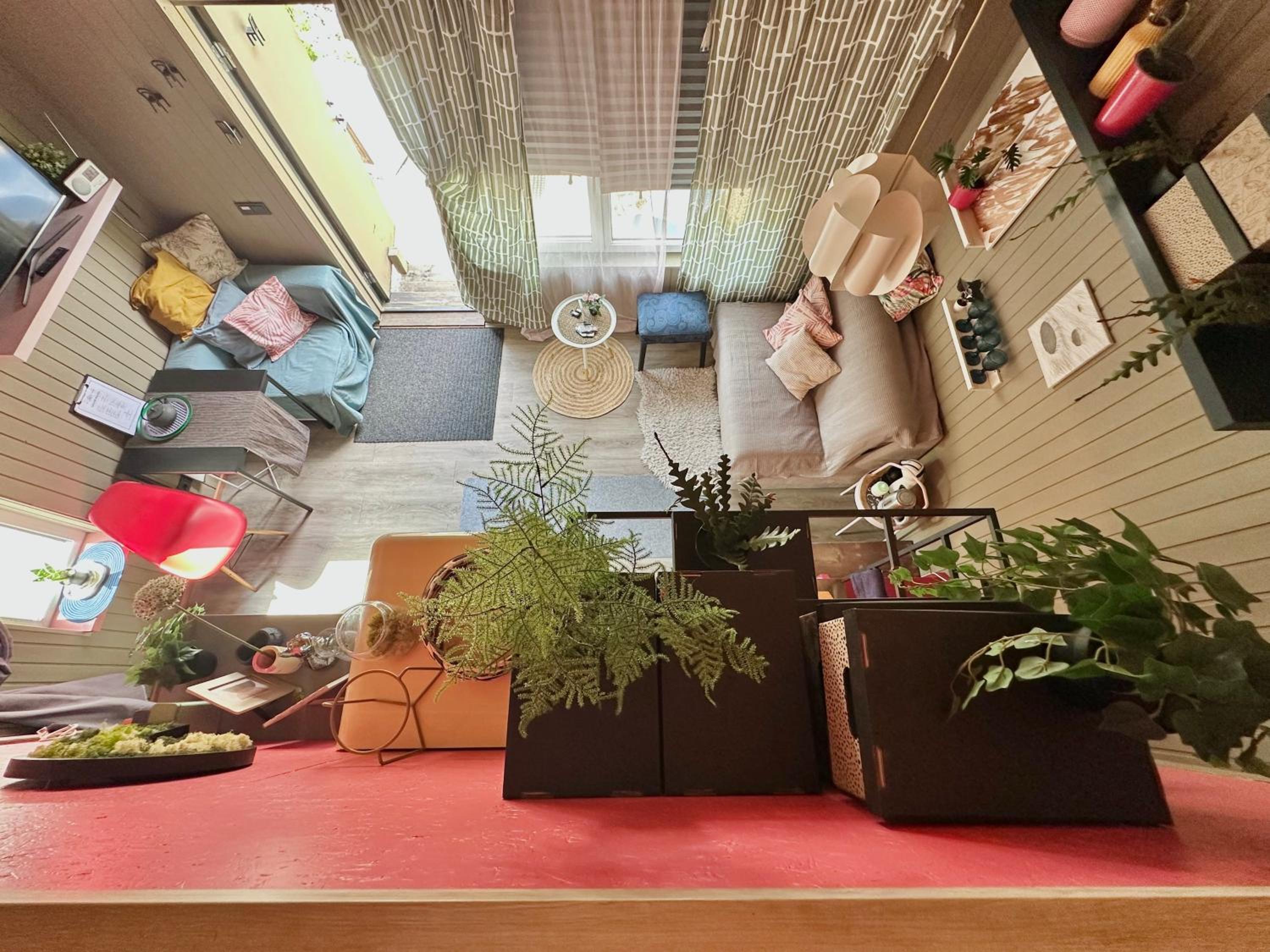One-Bedroom House - Photo 11