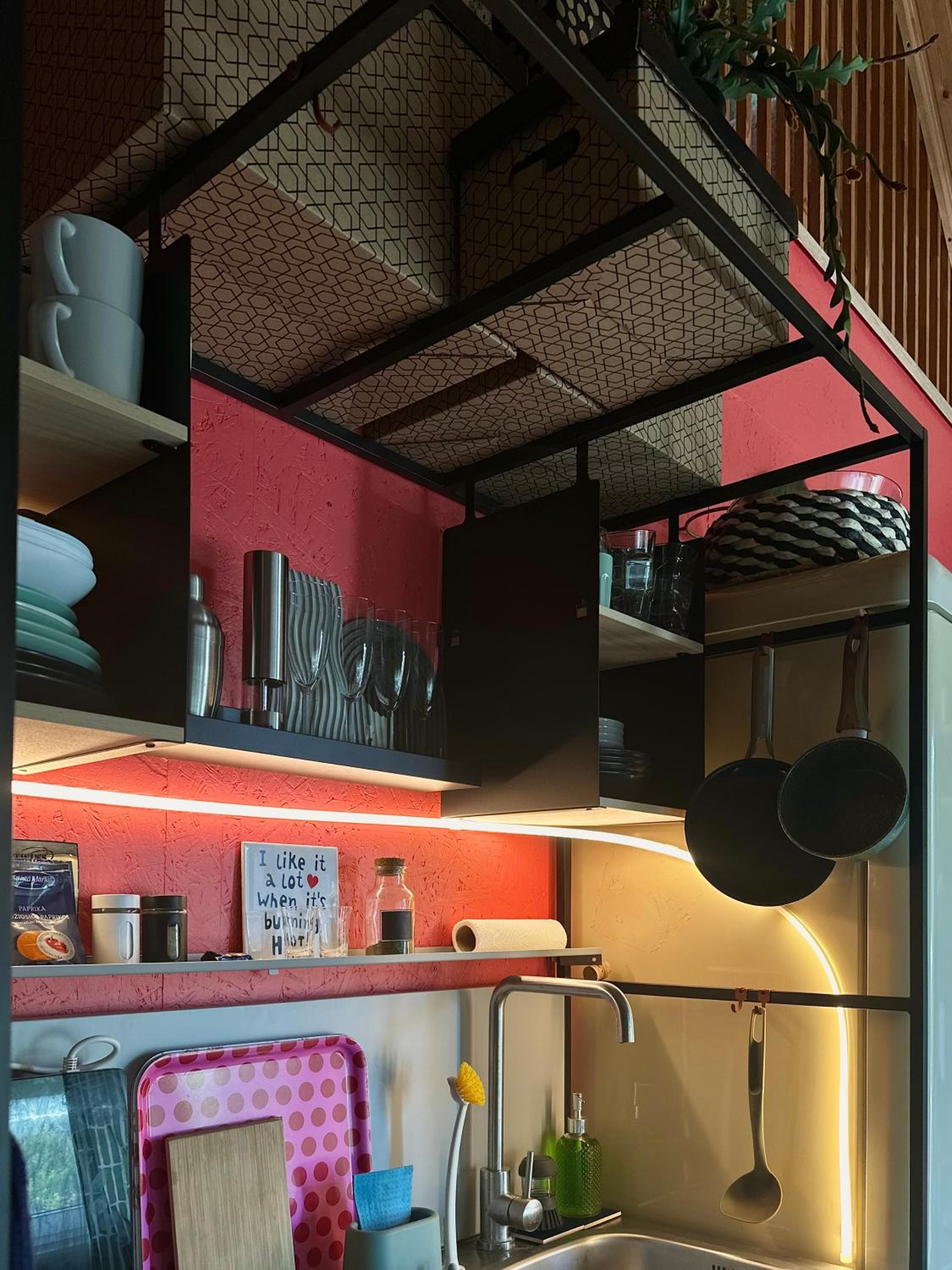 One-Bedroom House - Photo 13