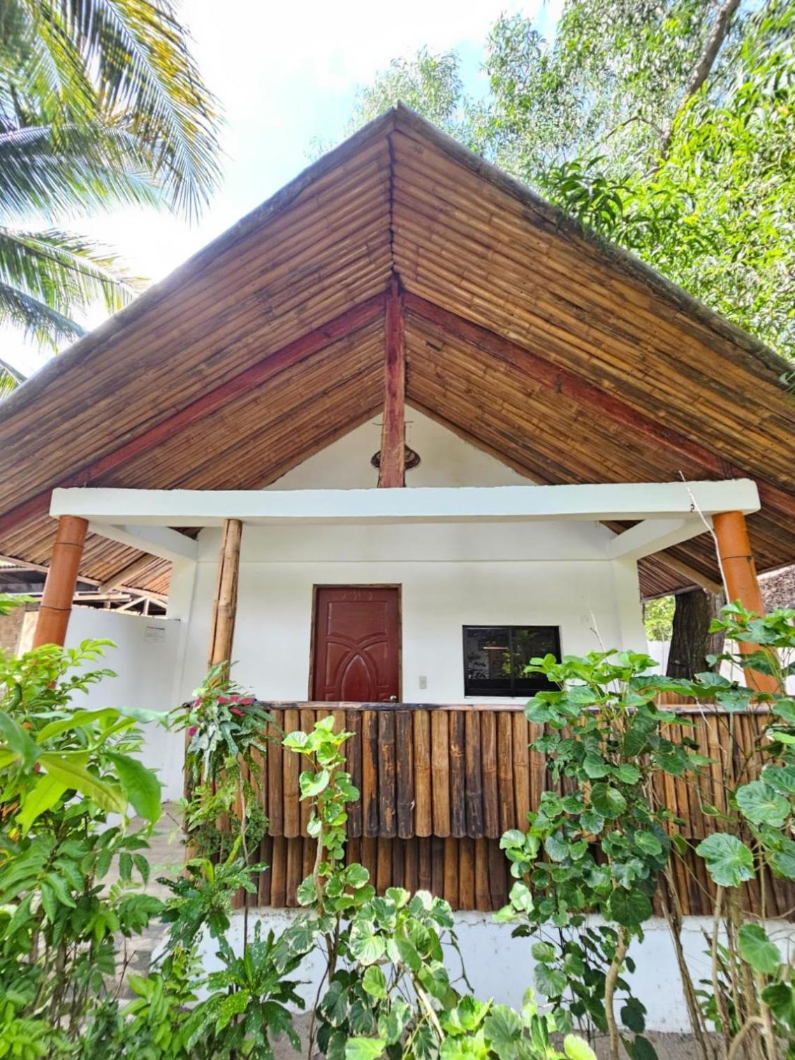 Deluxe Double or Twin Room with Balcony - Photo 2