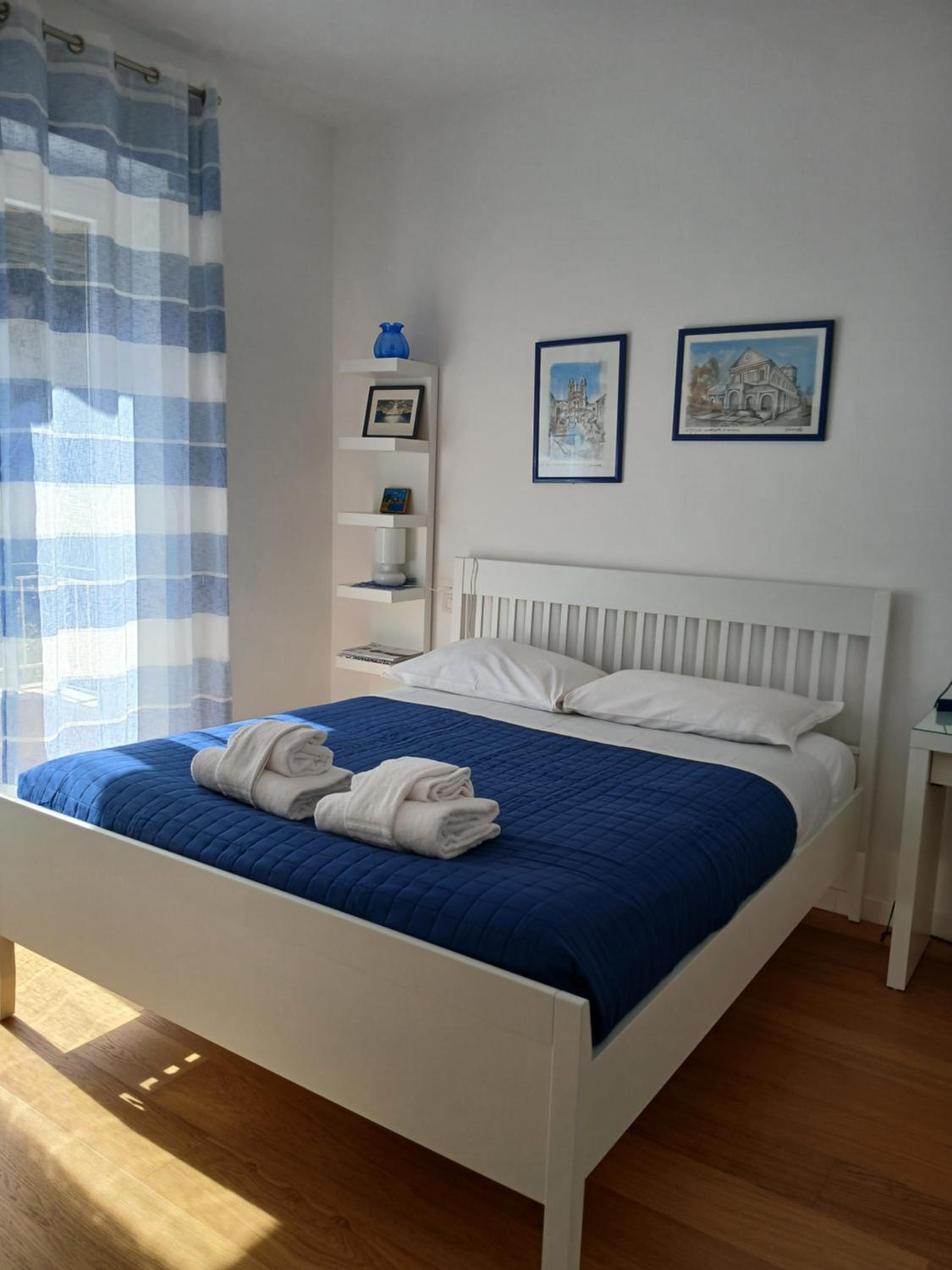 One-Bedroom Apartment with Balcony