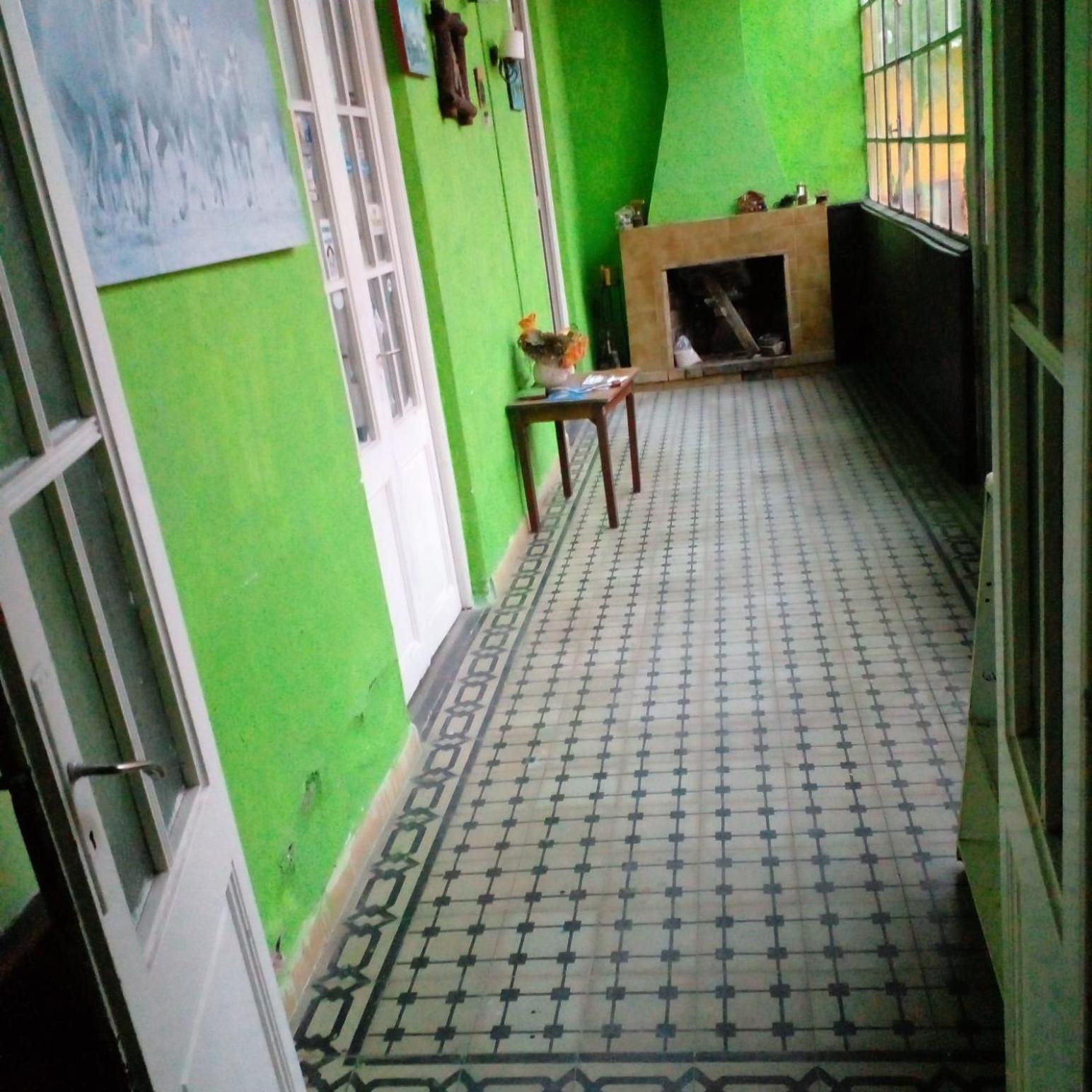 One-Bedroom House photo 1