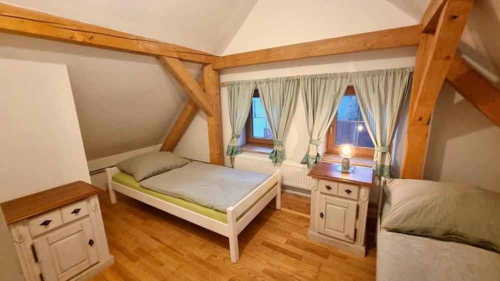 Three-Bedroom House photo 3